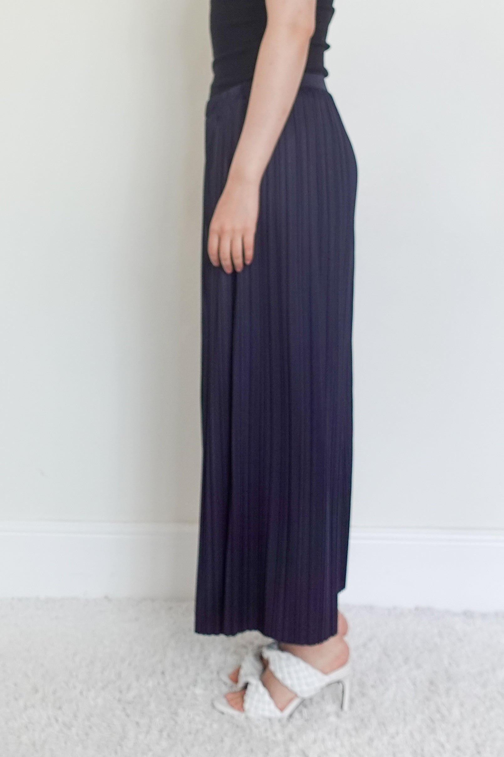 Navy pleated wide leg trousers RRP £250