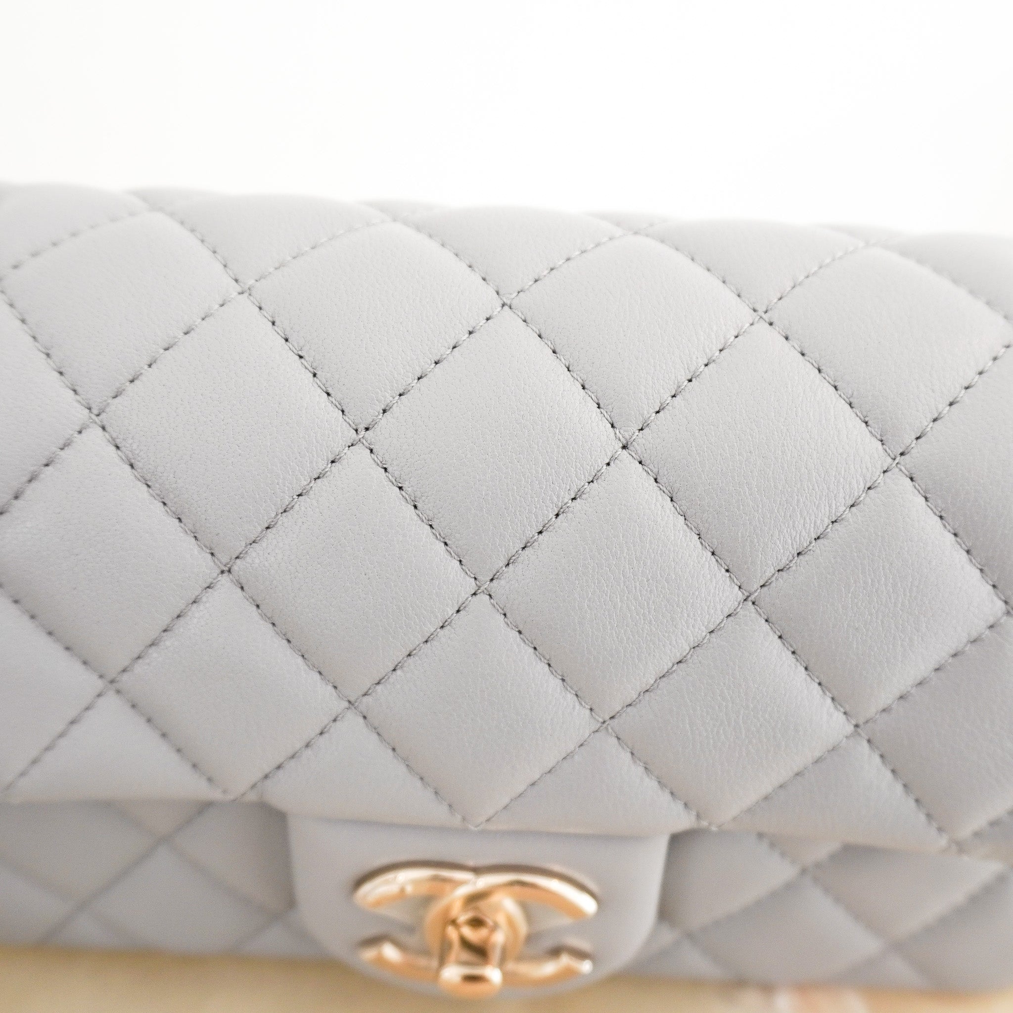 NEW Chanel Mini Sac Rabat Flap Bag in Pearl Crush RRP £4,910 | Authentic Preloved