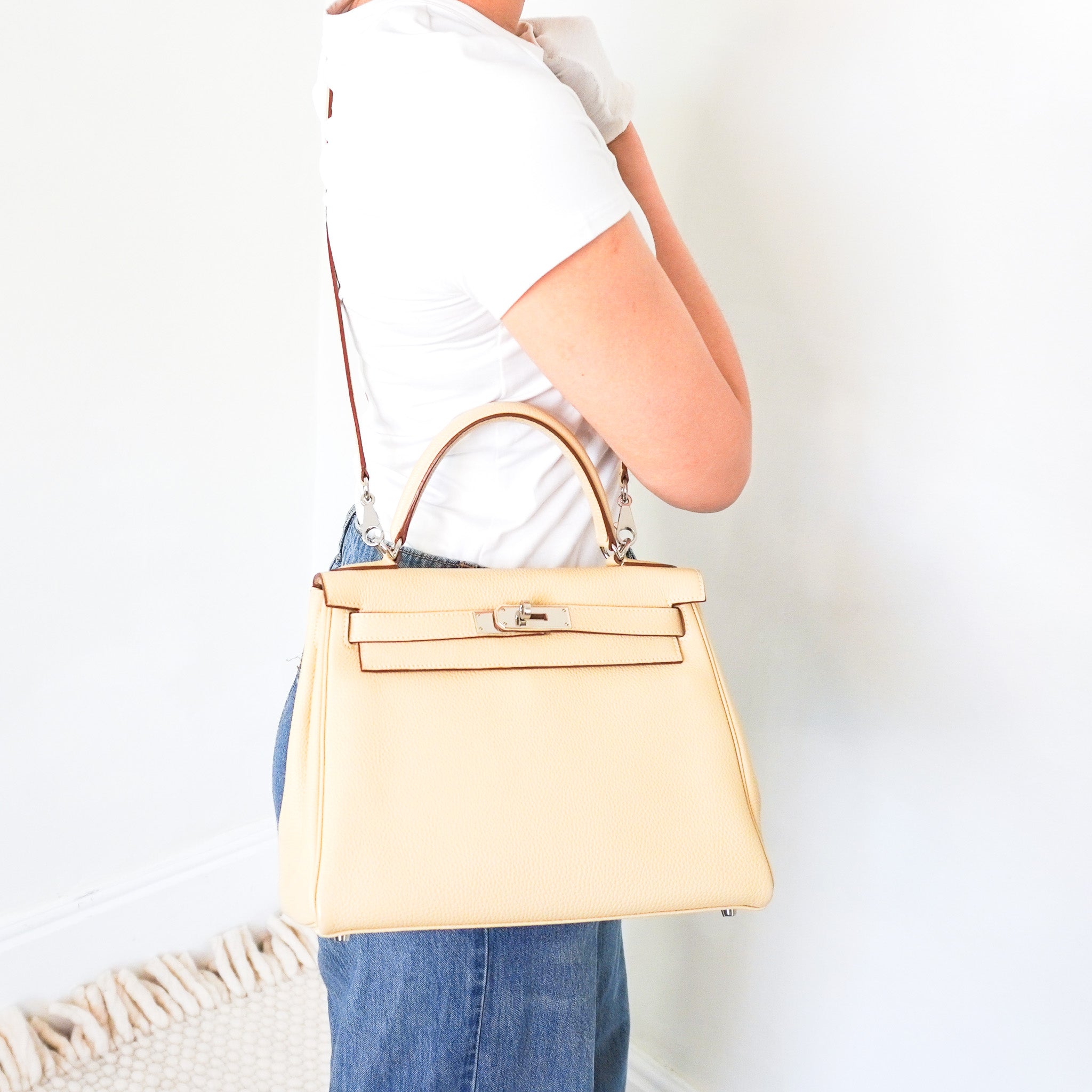 Hermès Kelly 28 Parchemin Togo Retourne Palladium Hardware | Authentic Preloved - Reloved Again