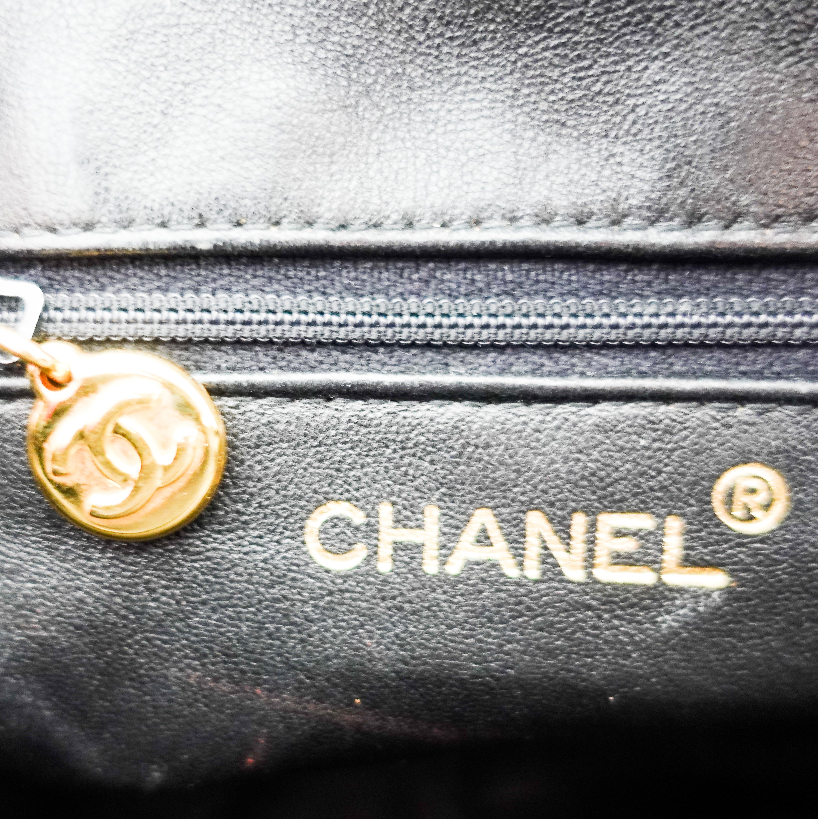 Chanel Vintage Quilted Black Lambskin CC Camera Bag RRP £5,000 | Authentic Preloved