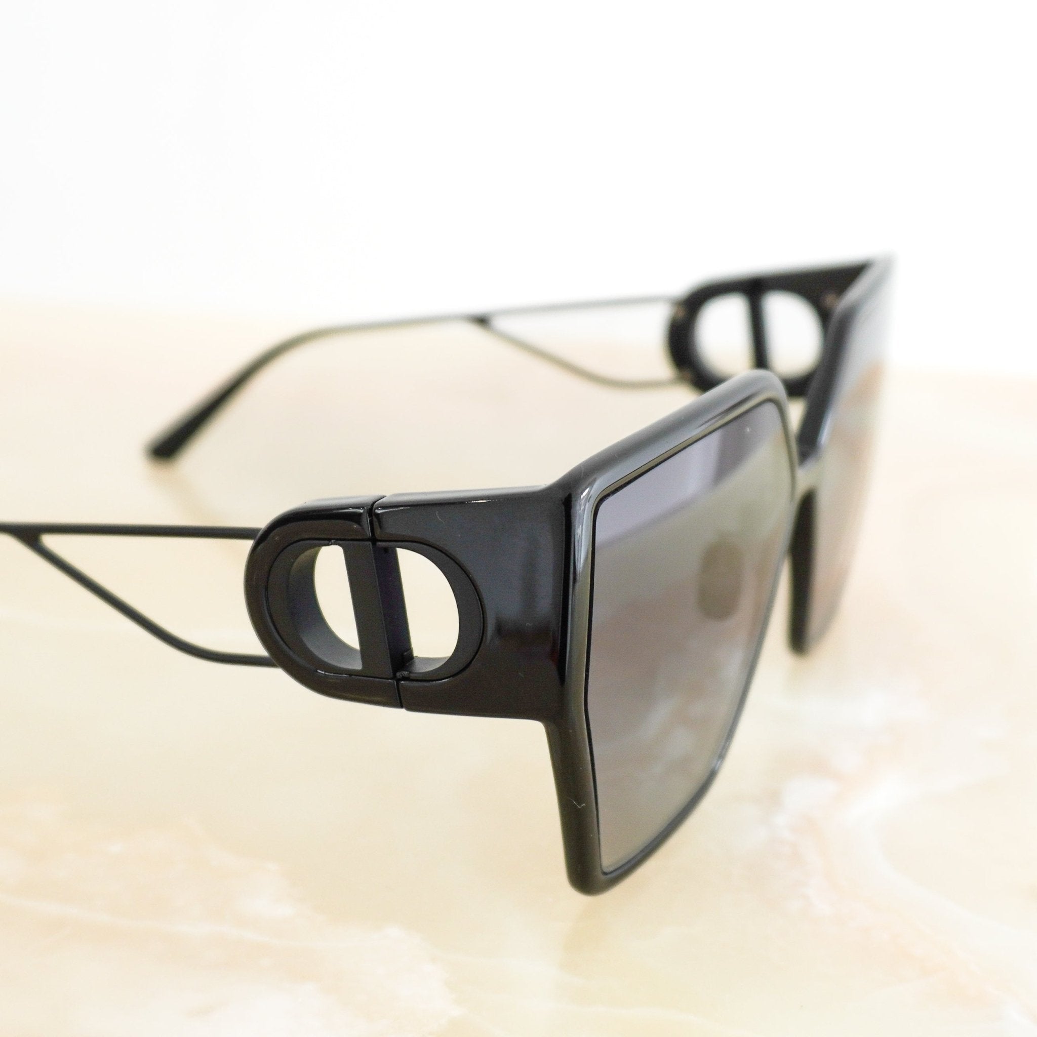 Christian Dior Black 30Montaigne Oversized Sunglasses (RRP £380) | Authentic Preloved FINAL SALE - Reloved Again