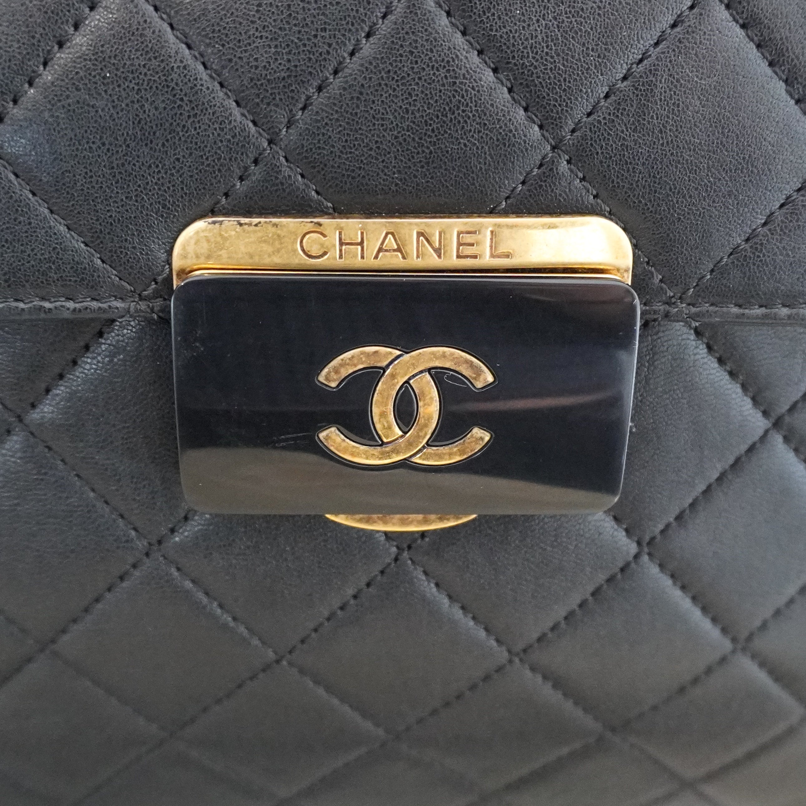 Chanel Black Lambskin Beauty Lock Shopping Tote Bag (RRP £4100) | Authentic Preloved
