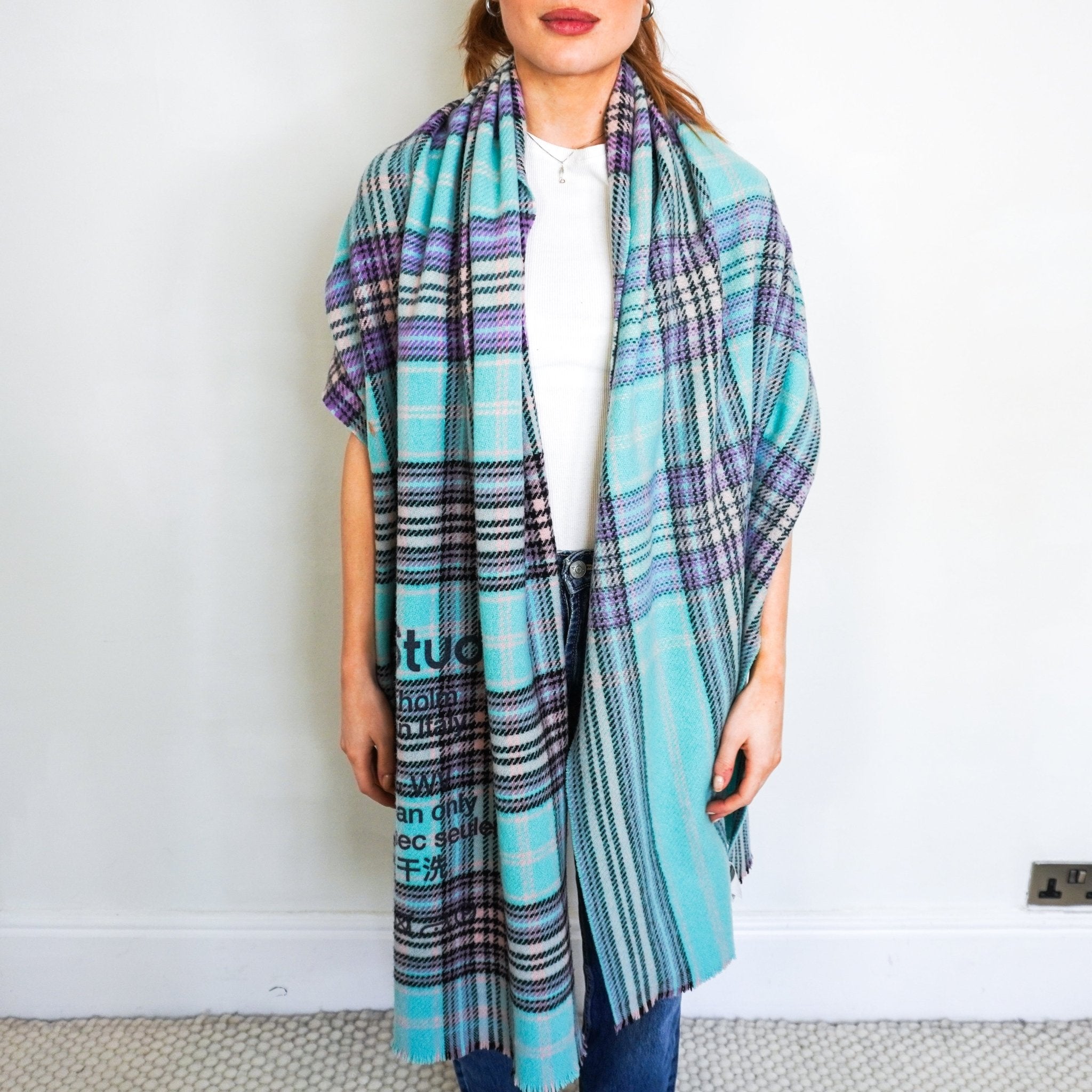 Acne Studios Oversized Shawl RRP £250 | Authentic Preloved FINAL SALE - Reloved Again