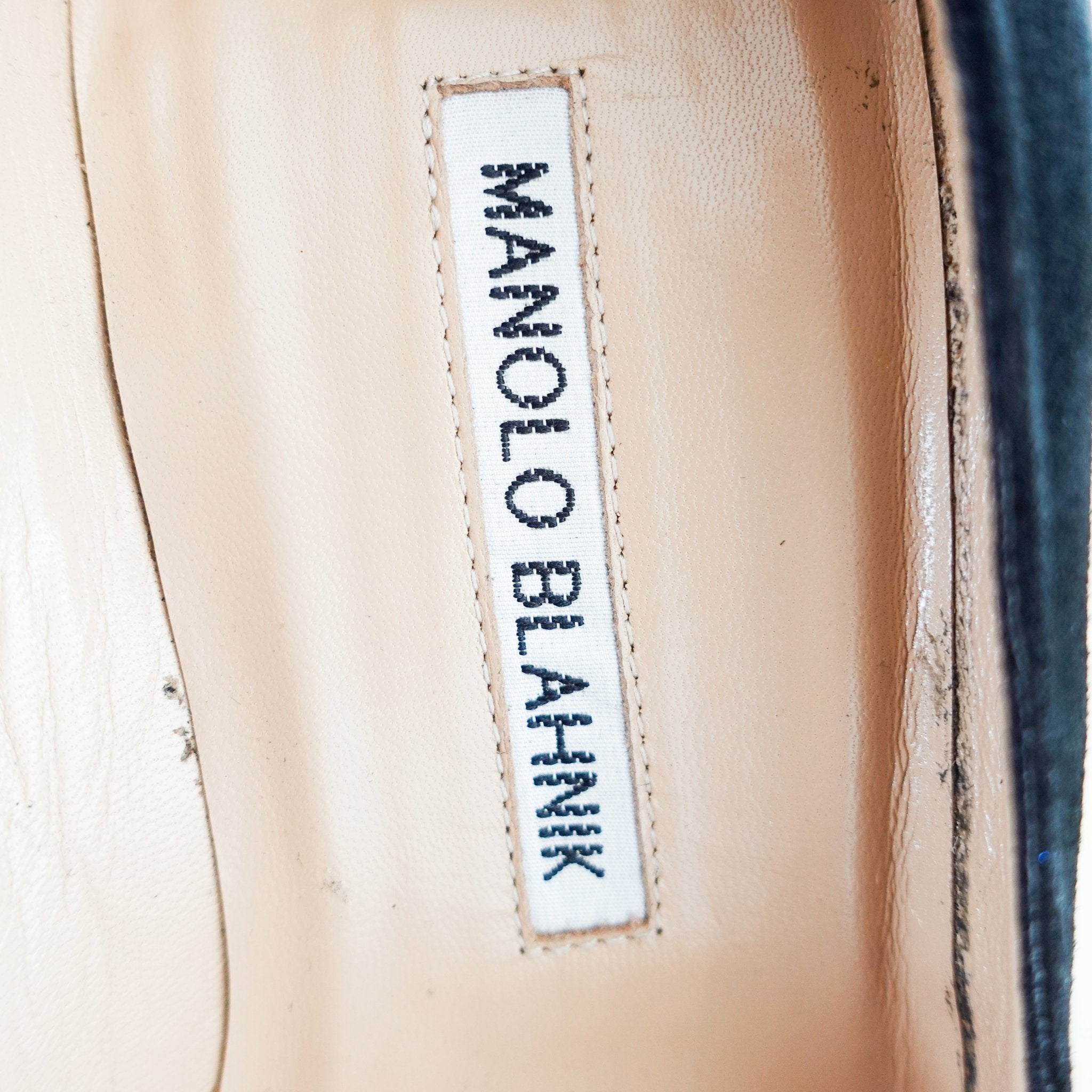 Manolo Blahnik BB 105 Black Suede Pump Heels RRP £650 | Authentic Preloved - Reloved Again