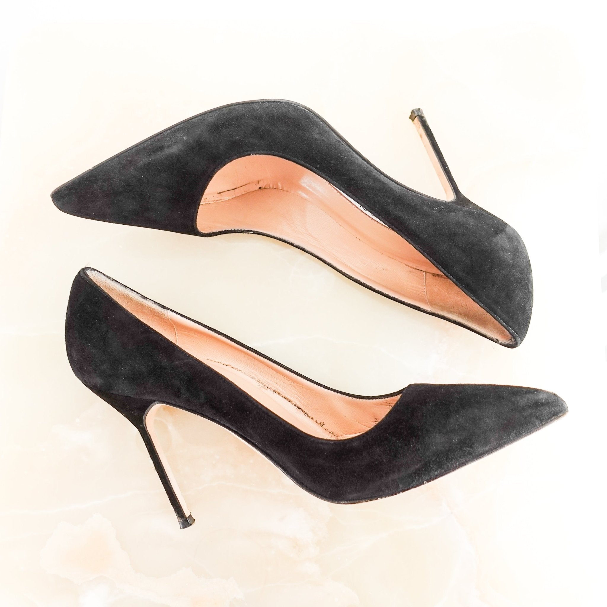 Manolo Blahnik BB 105 Black Suede Pump Heels RRP £650 | Authentic Preloved - Reloved Again