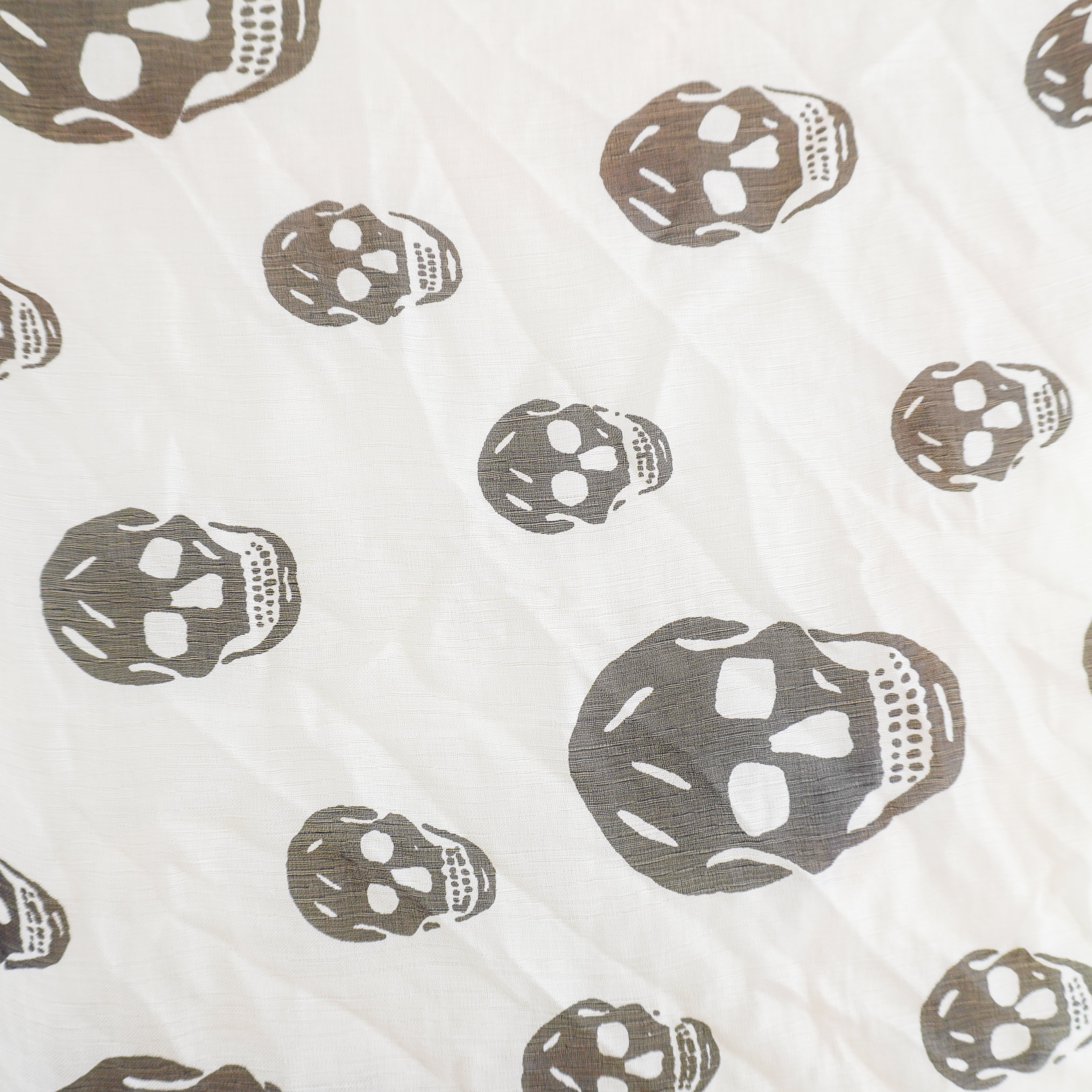 Alexander McQueen Cream & Black Skull Scarf (RRP £280) | Authentic Preloved