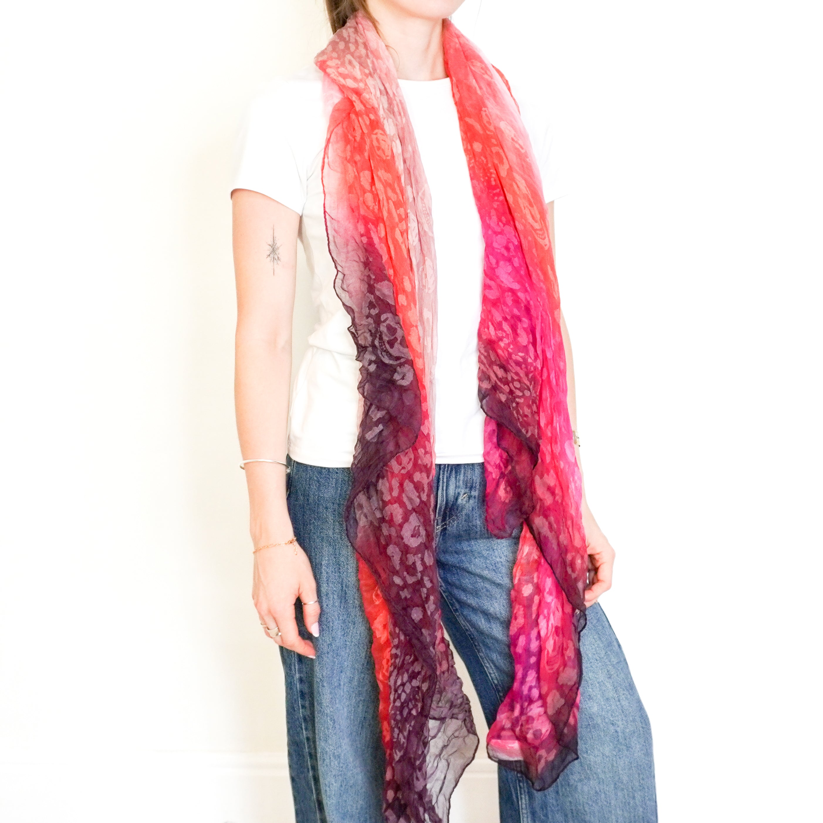 Alexander McQueen Pink Gradient Skull Scarf (RRP £280) | Authentic Preloved