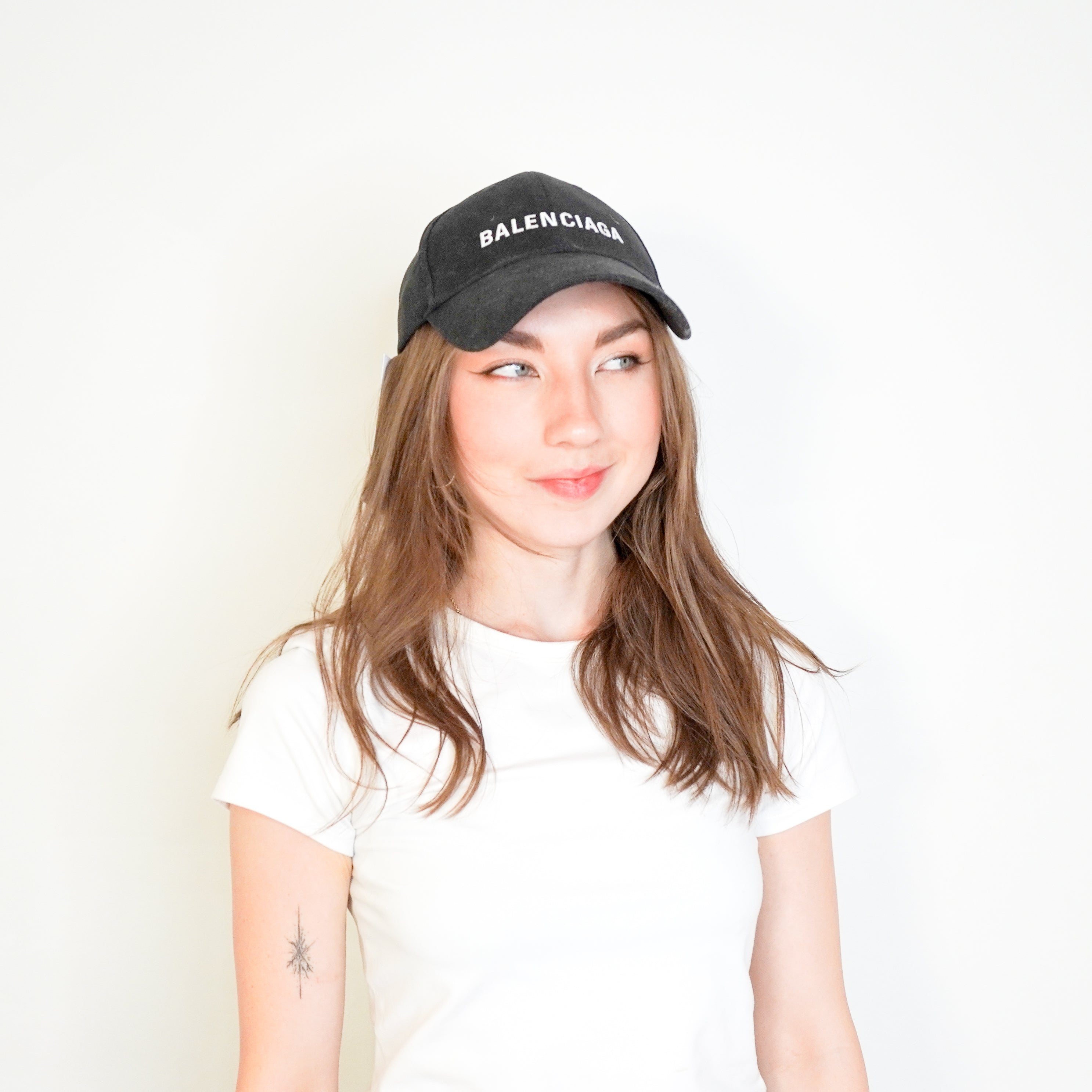 Balenciaga Cap in Black/White – Size L (RRP £350) | Authentic Preloved
