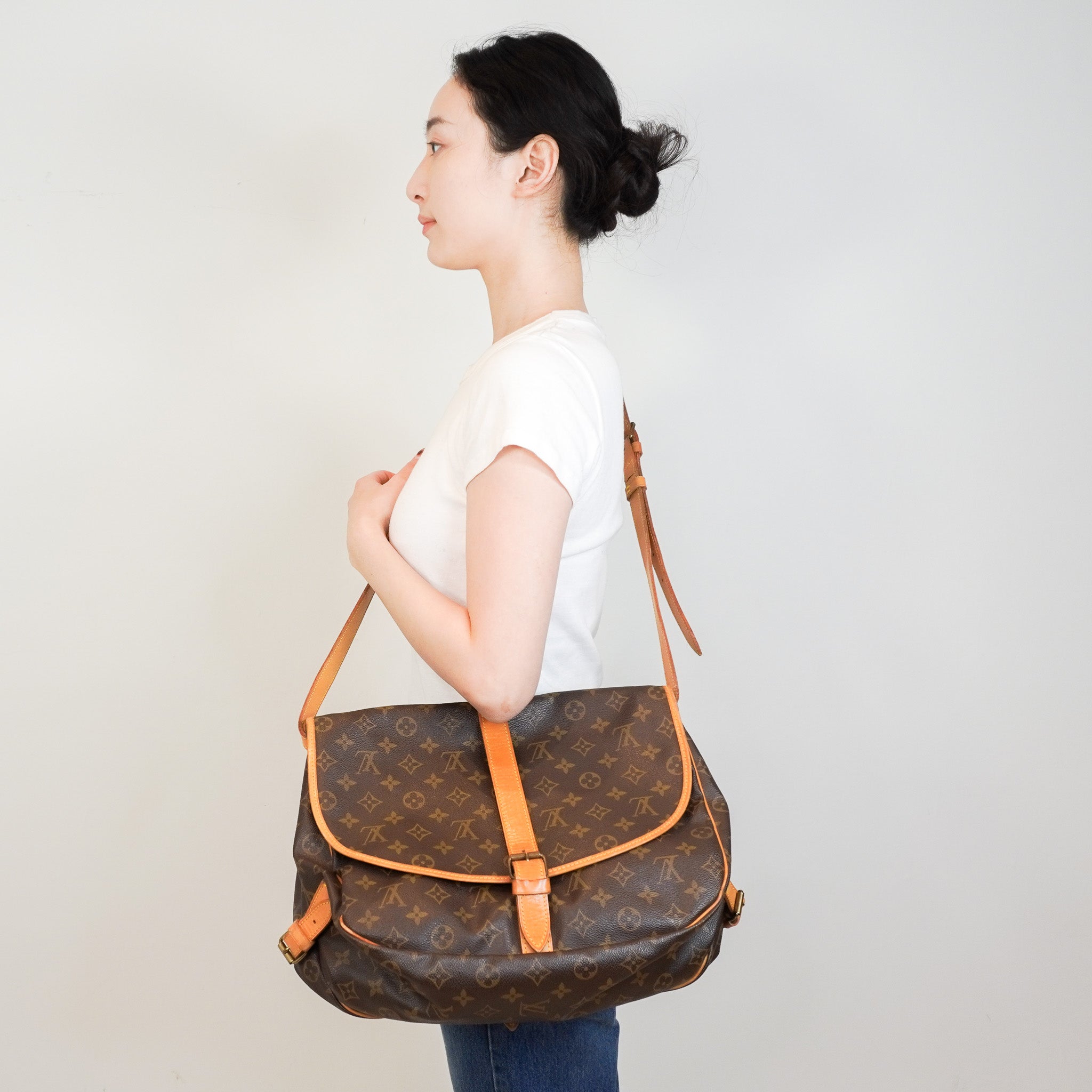 Louis Vuitton Saumur 35 Monogram Canvas Messenger Bag | Authentic Preloved - Reloved Again