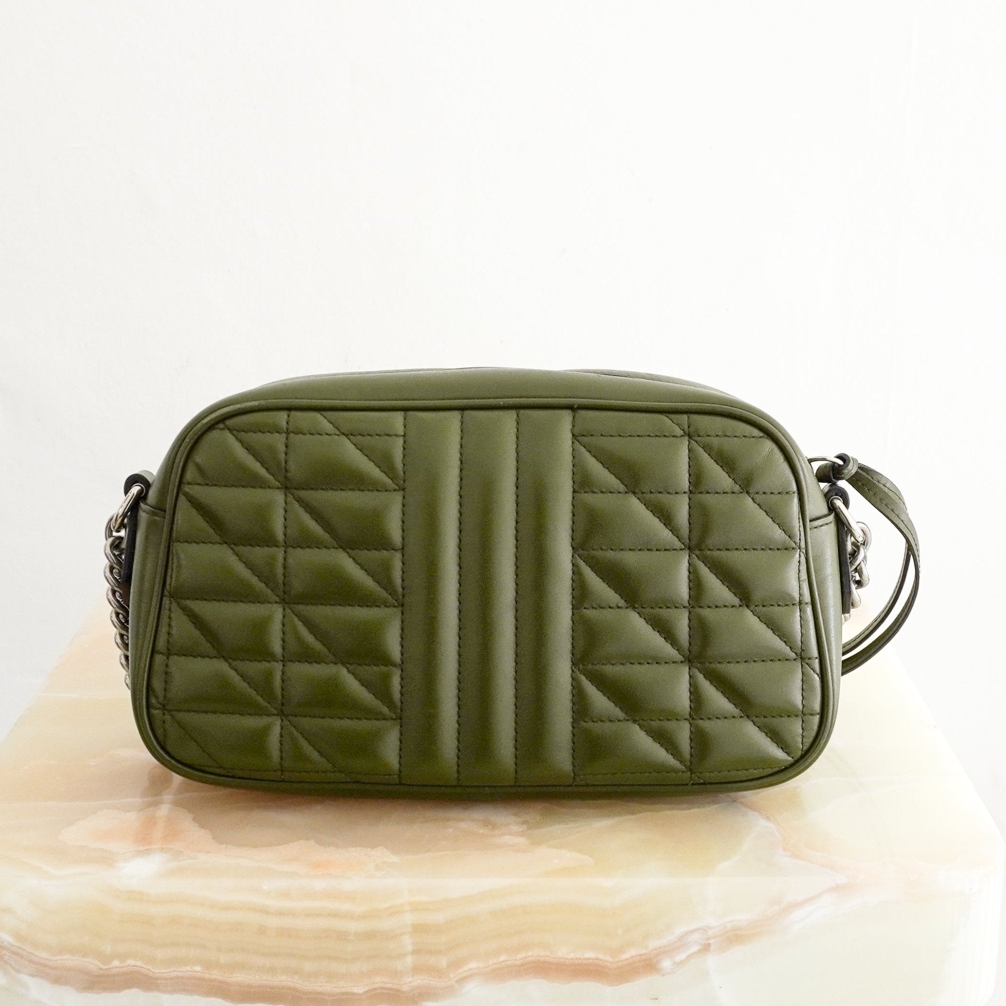 Gucci GG Marmont Small Matelassé Crossbody Bag in Olive Green (RRP £1460) | Authentic Preloved - Reloved Again