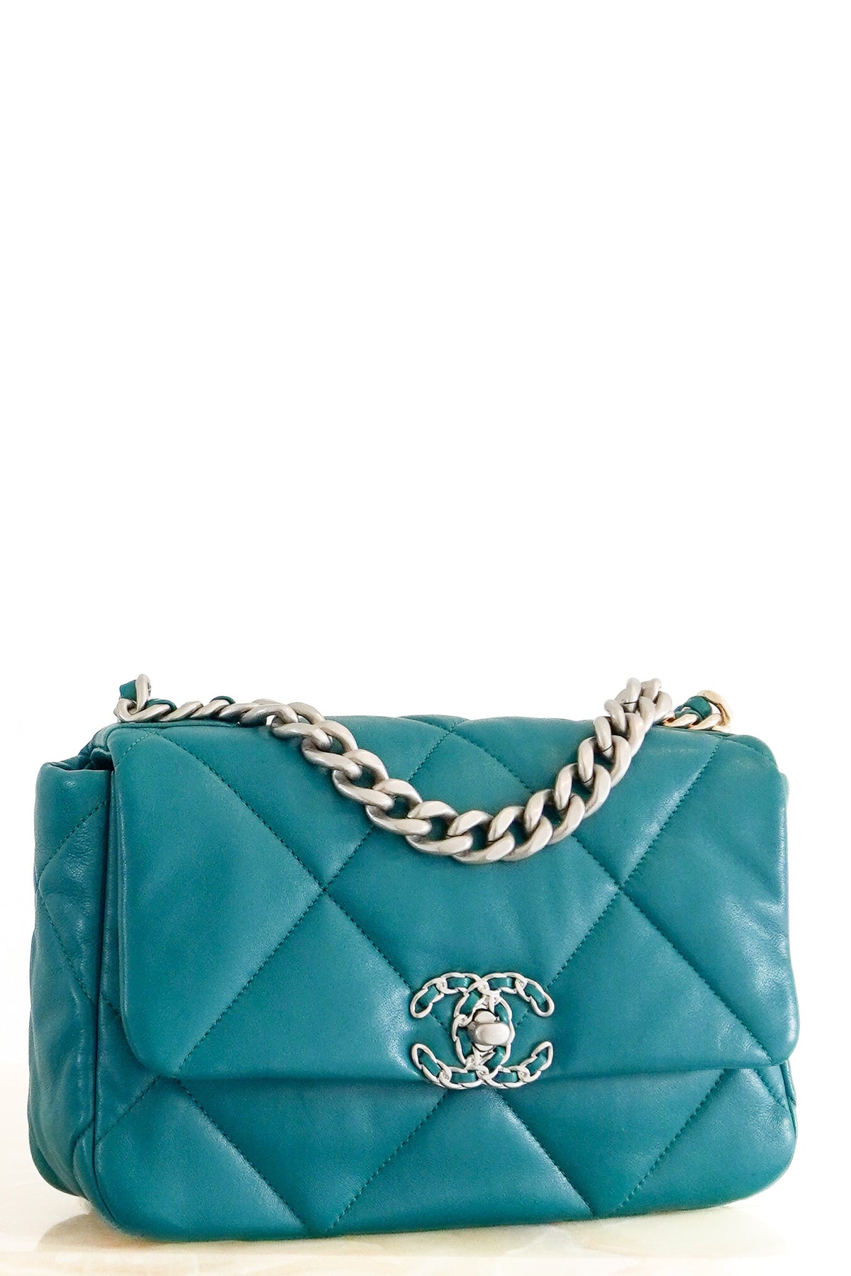 Chanel 19 Small Flap Bag in Green Lambskin Quilted Leather Mixed Hardware (RRP £5,780) | Authentic Preloved - Reloved Again