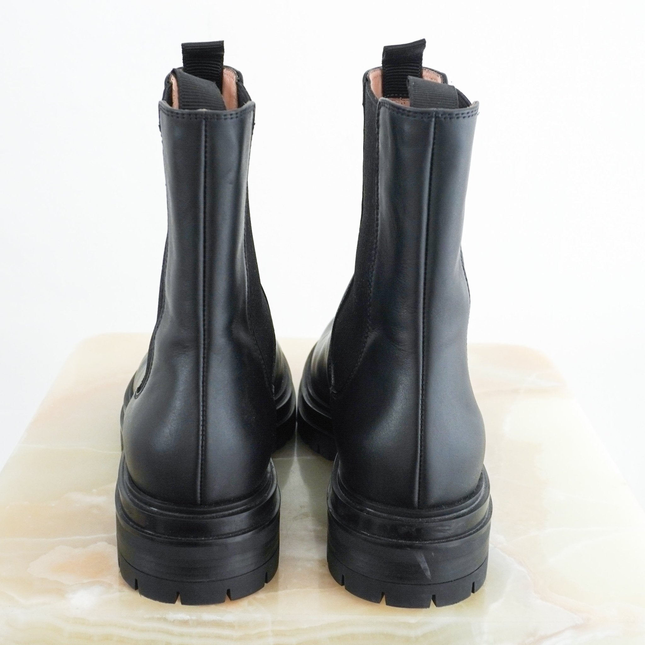 Gianvito Rossi Chelsea Boots RRP £900 | Authentic Preloved - Reloved Again