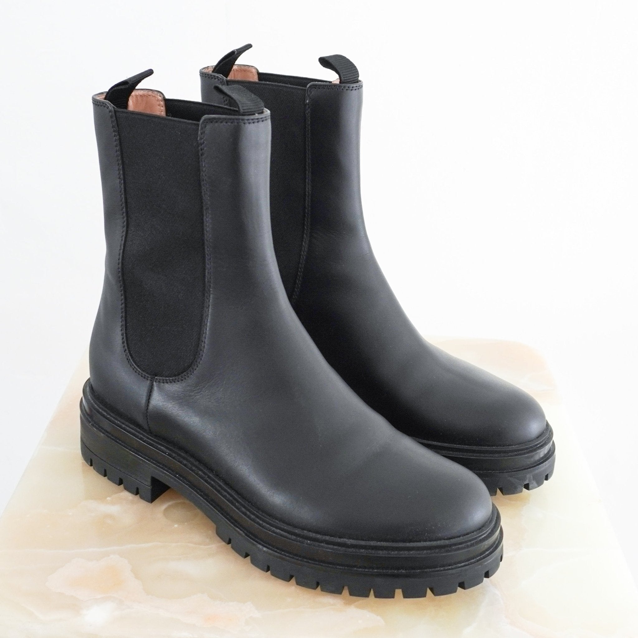 Gianvito Rossi Chelsea Boots RRP £900 | Authentic Preloved - Reloved Again