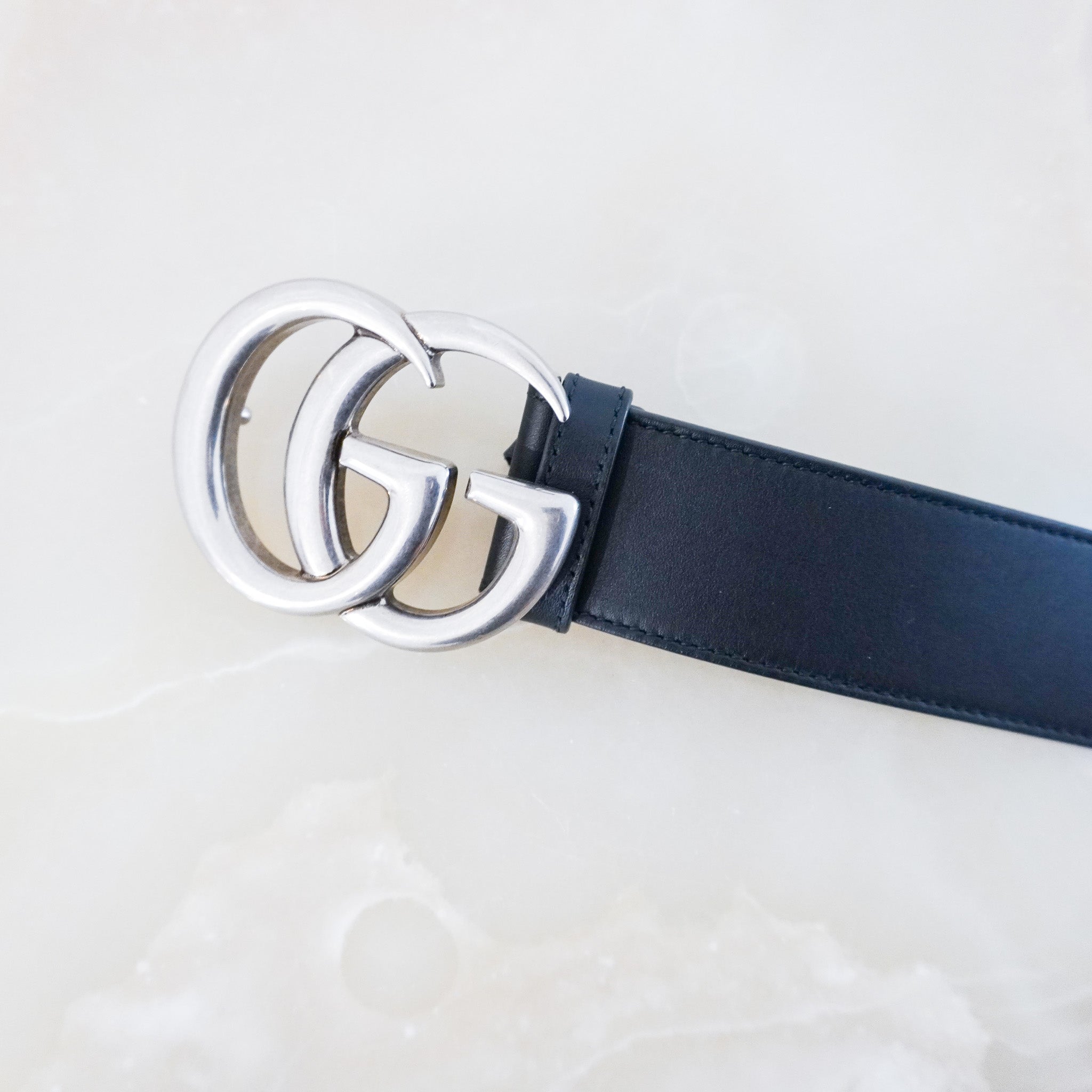 Gucci-Large-GG-Monogram-Black-Belt-side-picture