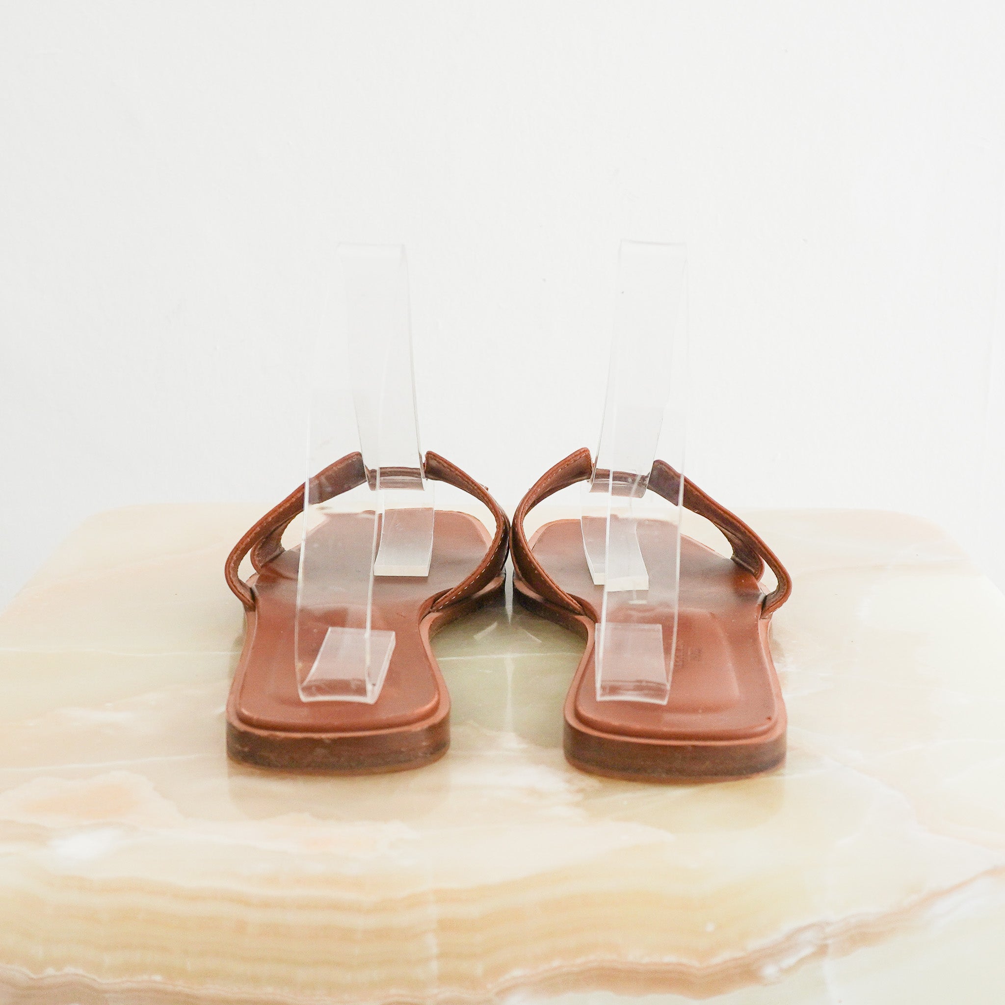 Hermès Oran Leather Sandals back picture