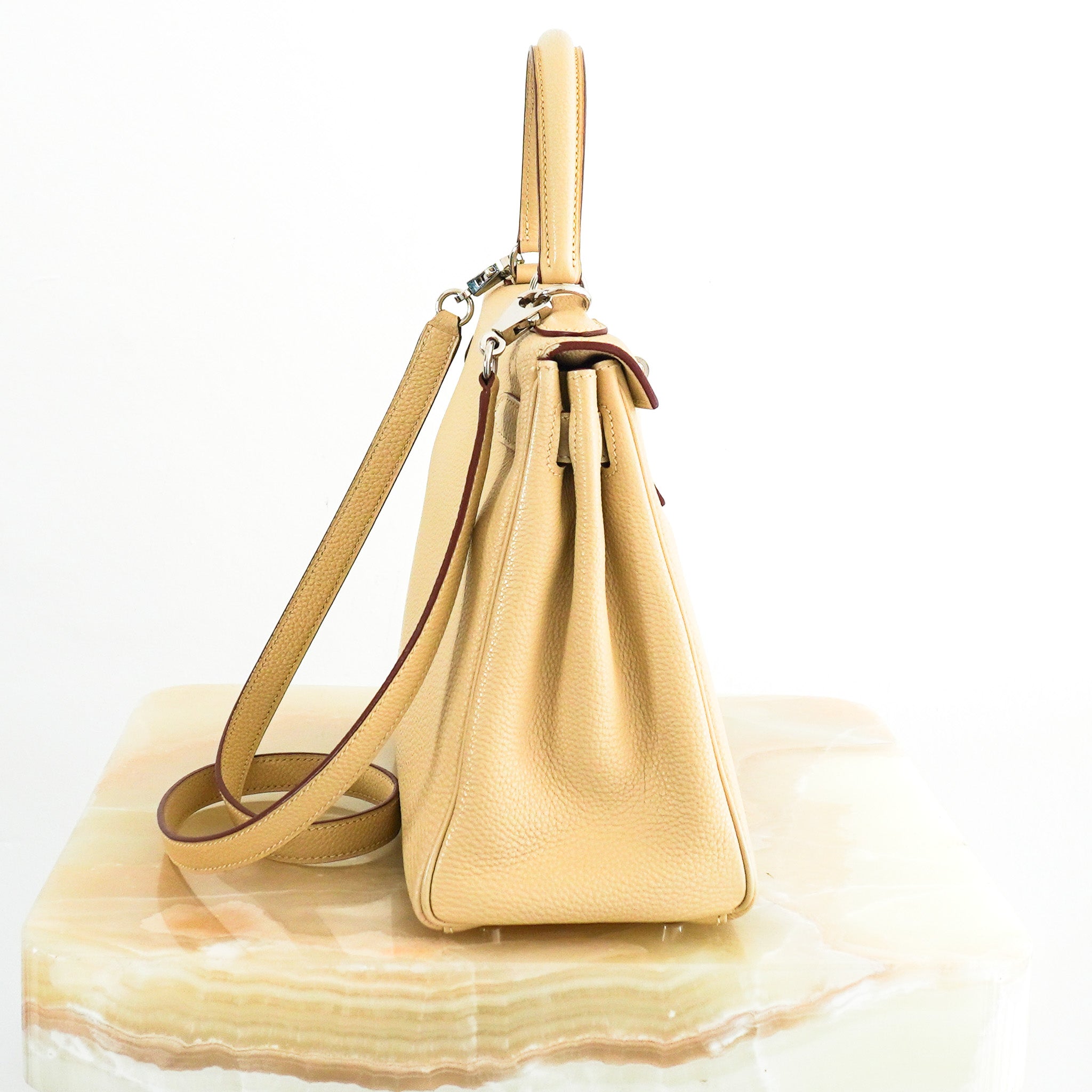 Hermès Kelly 28 Parchemin Togo Retourne Palladium Hardware | Authentic Preloved - Reloved Again