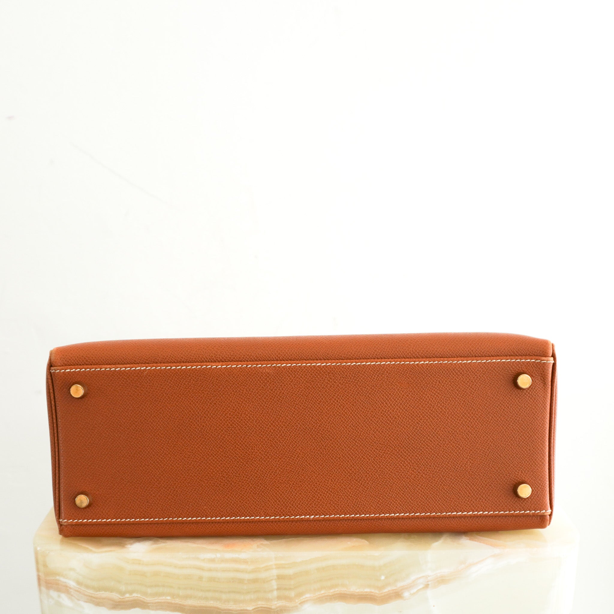 Hermès Kelly 32 Retourne Gold Courchevel | Authentic Preloved - Reloved Again