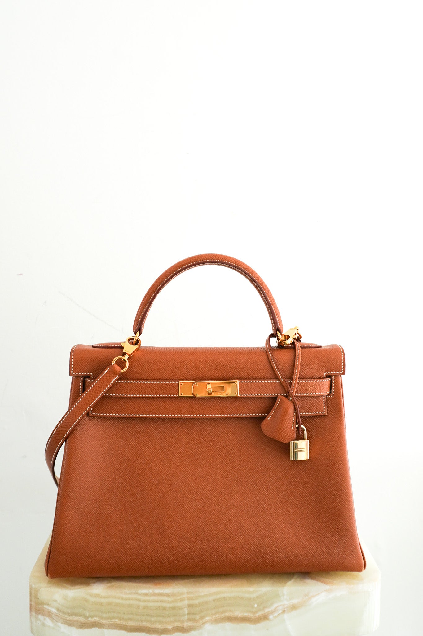Hermès Kelly 32 Retourne Gold Courchevel | Authentic Preloved - Reloved Again