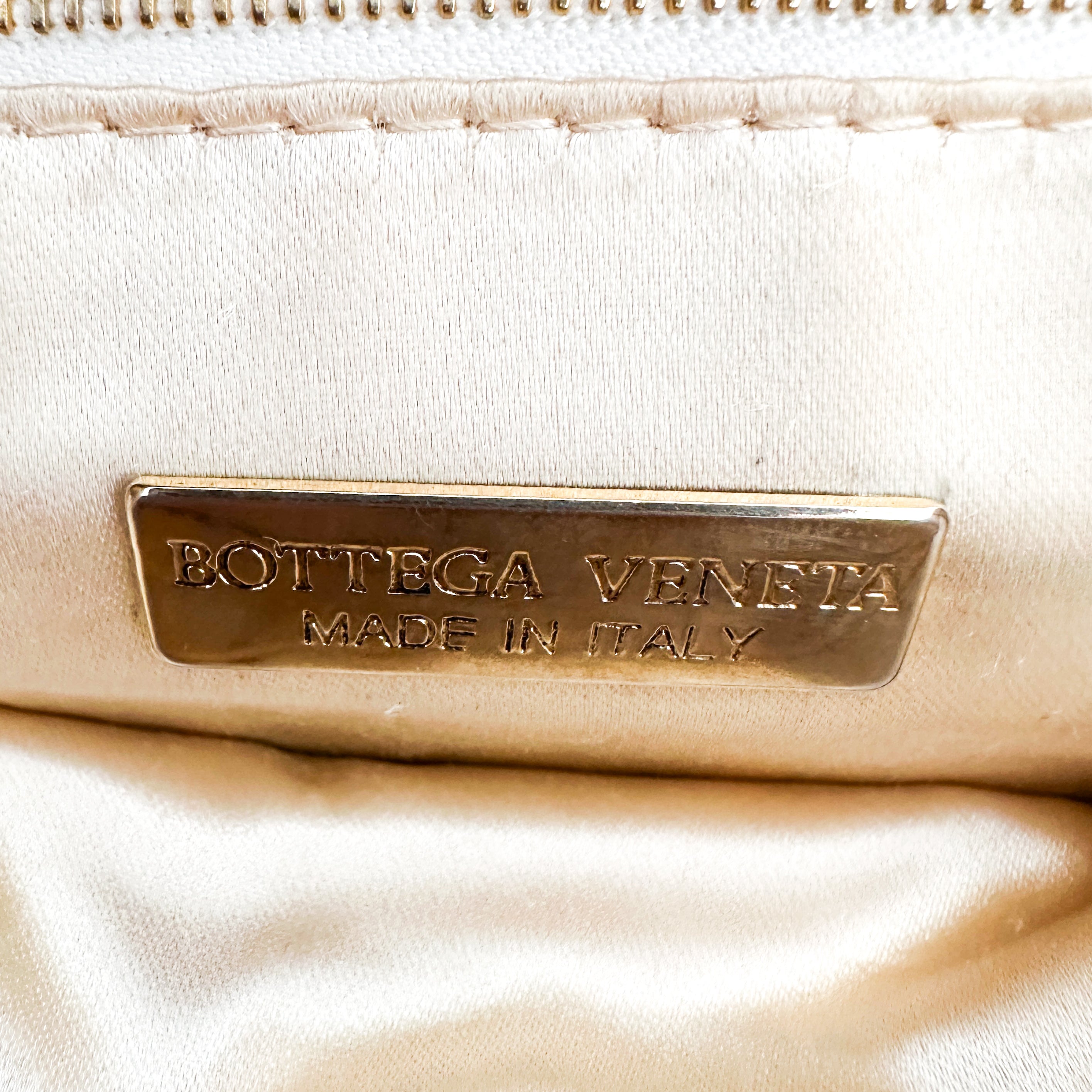 Bottega Veneta Vintage Brown Raffia Crossbody Bag | Authentic Preloved