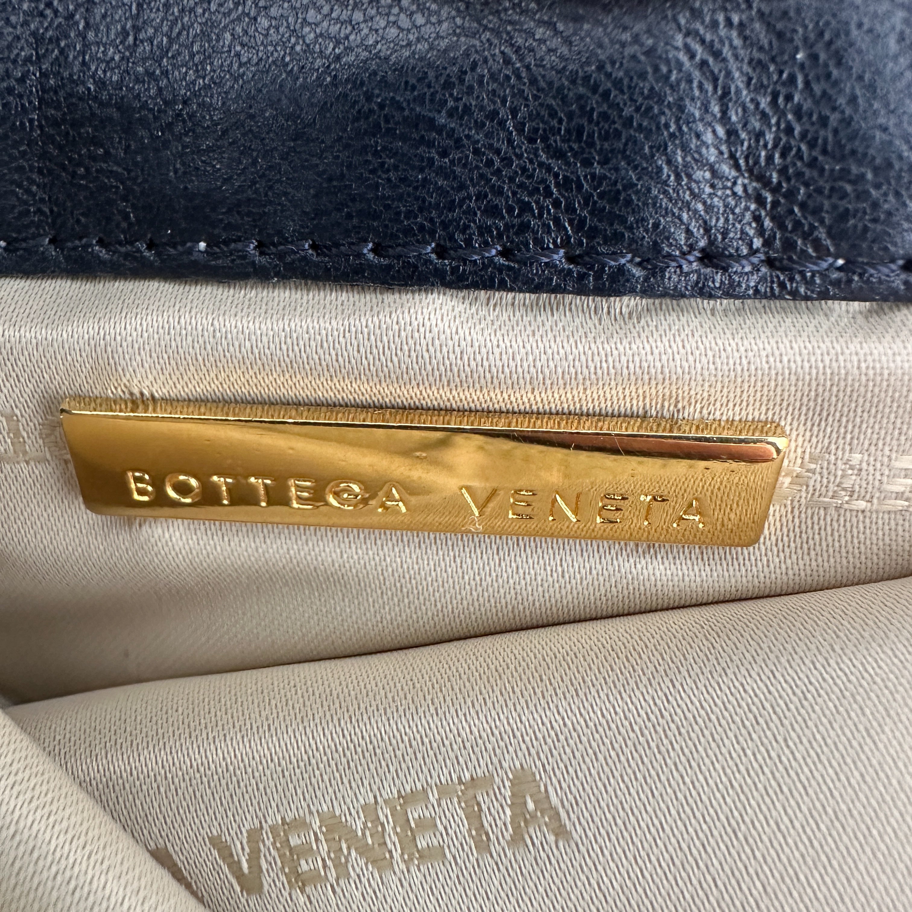 Bottega Veneta Vintage Intreciatto Crossbody Bag in Navy | Authentic Preloved