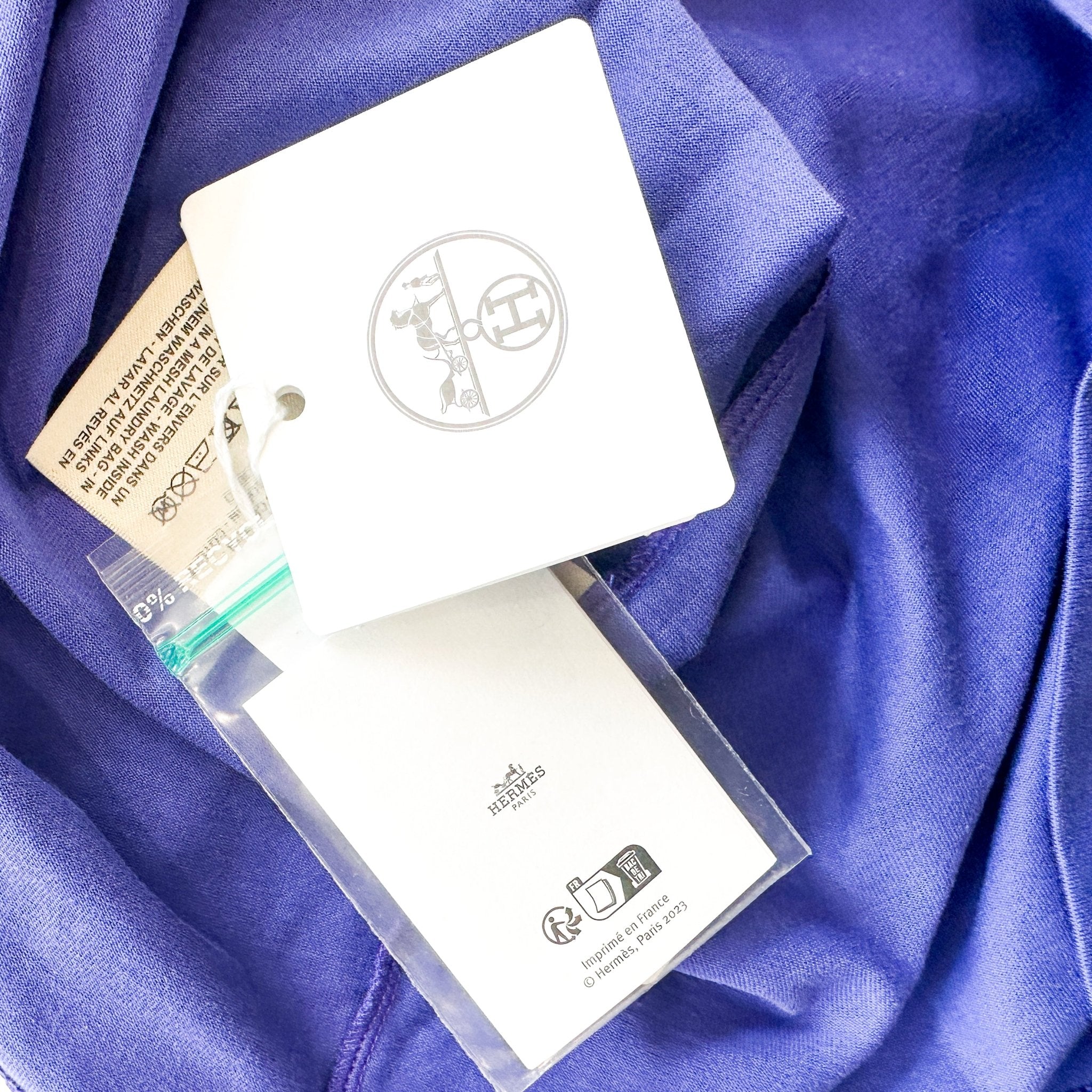 NEW Hermès Paris Purple Figure Artistique T-Shirt RRP £500 | Authentic Preloved - Reloved Again