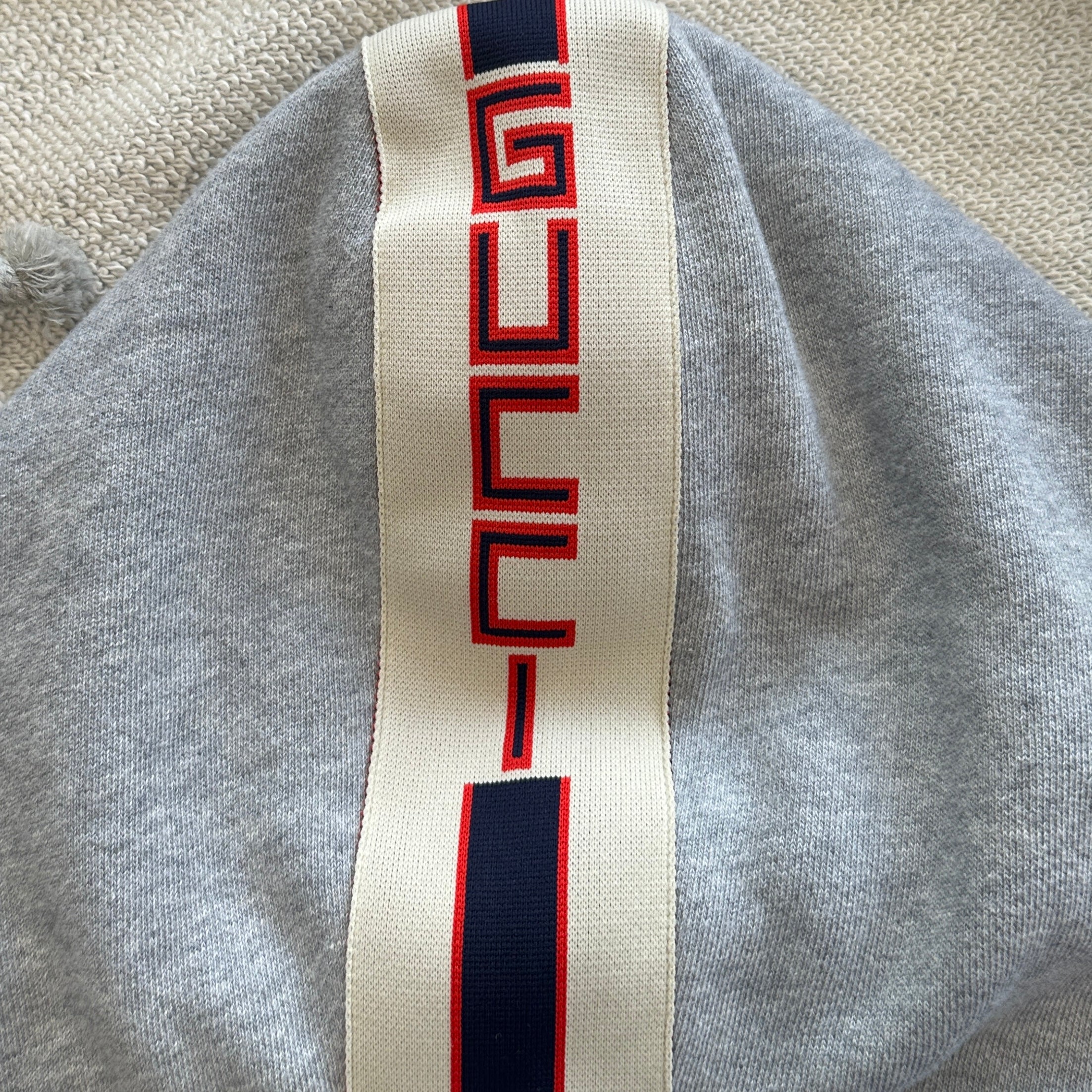 NEW Gucci Grey Hooded Zip-Up Sweatshirt with Retro Logo Stripe (RRP £600) | Authentic Preloved