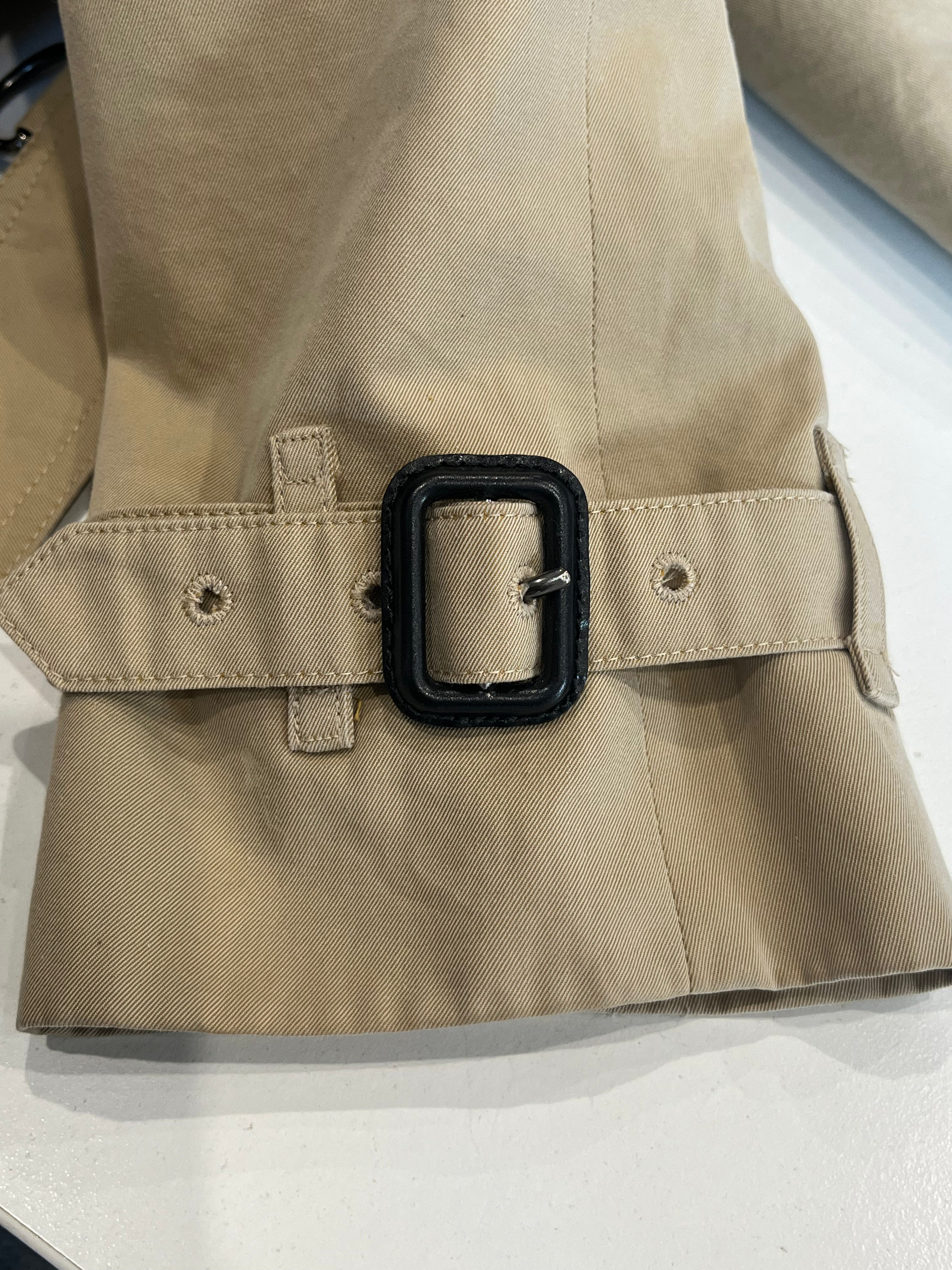 Burberry Sandringham Medium Cotton Trench Coat UK 10 (RRP £1850) | Authentic Preloved