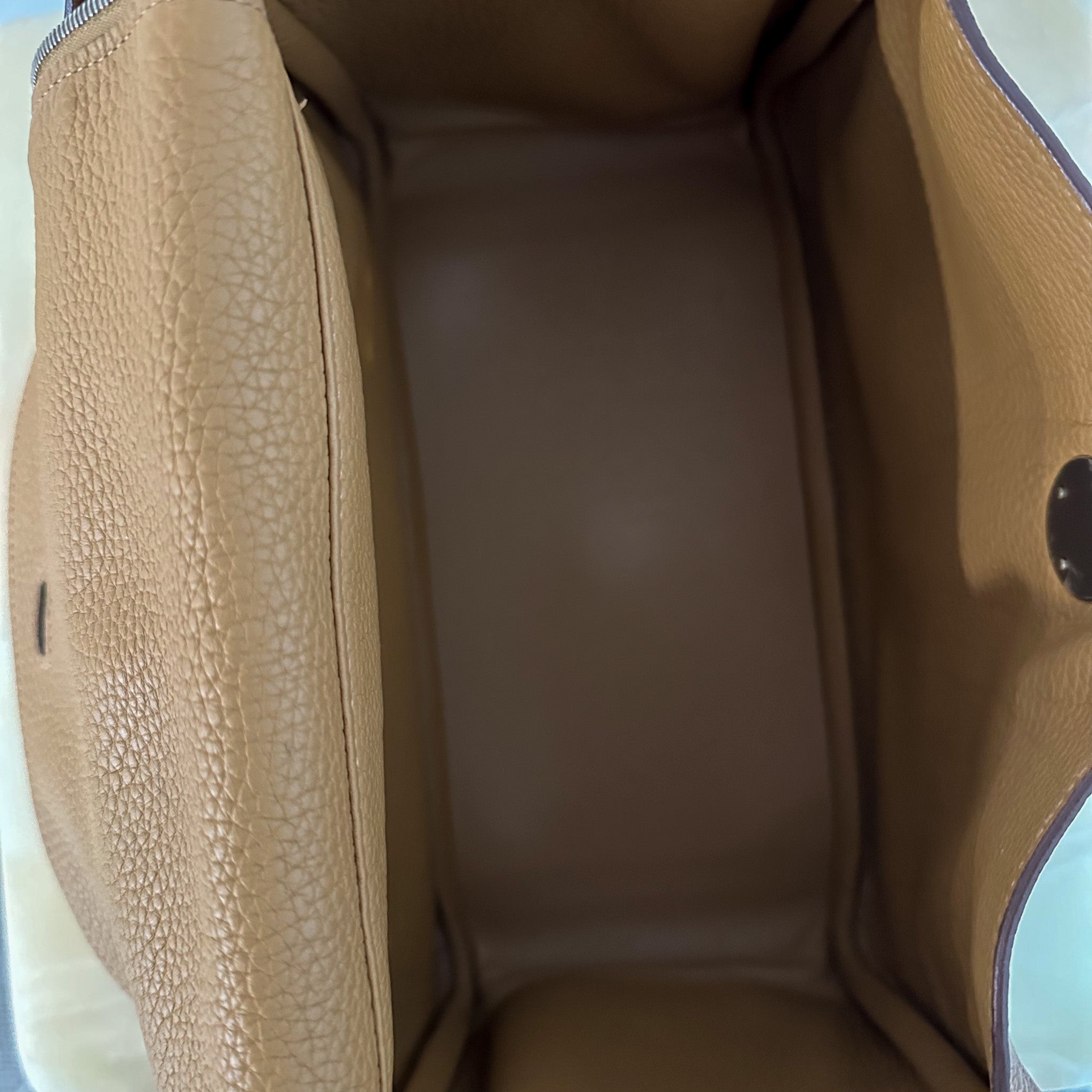 Hermès Lindy 26 in Biscuit RRP £6500 | Authentic Preloved - Reloved Again