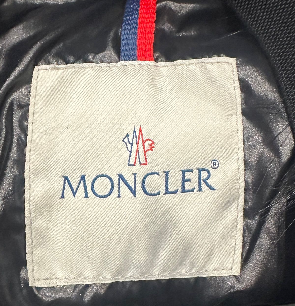 Moncler Loup Fur Collar Belted Down Jacket RRP £1200 | Authentic Preloved