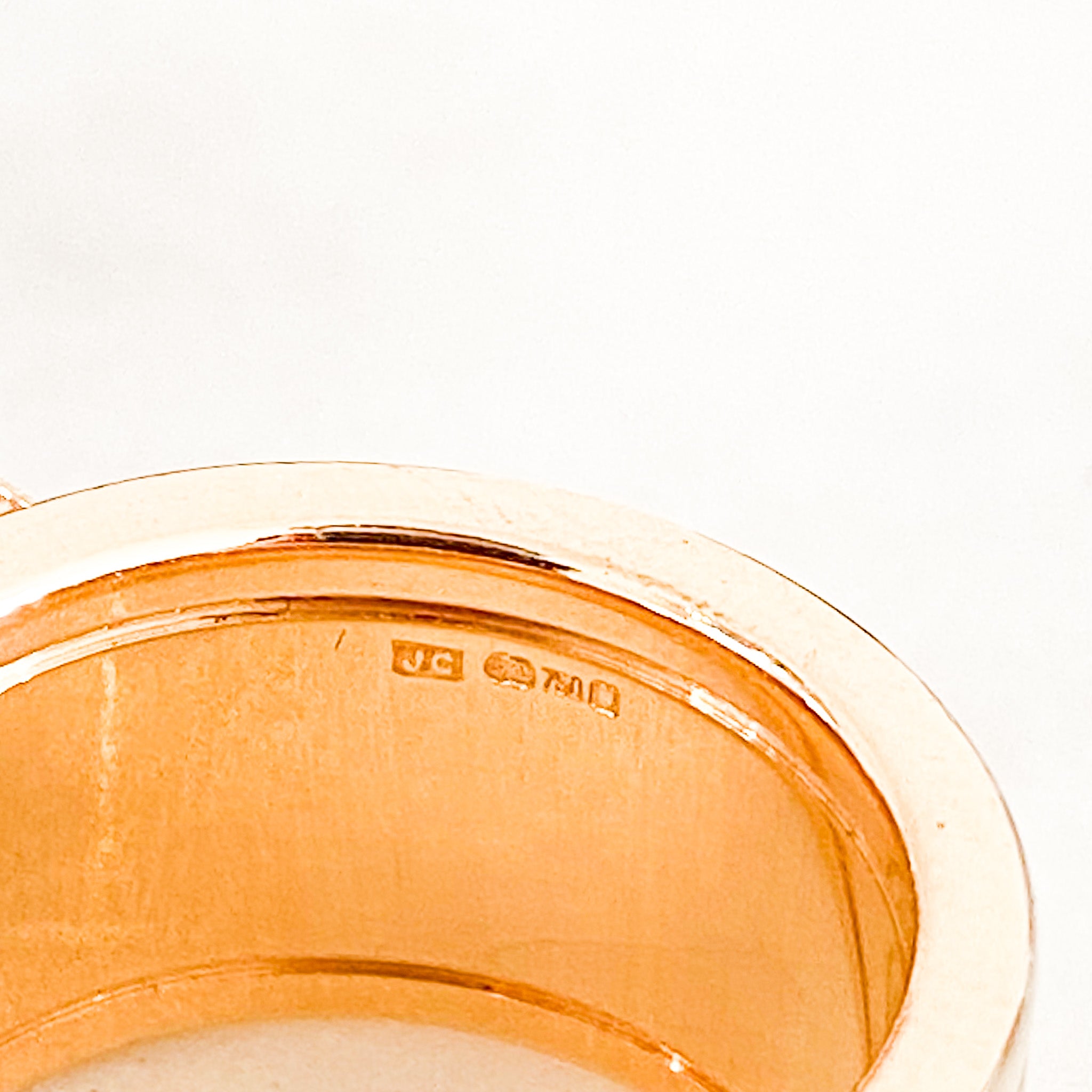 Cartier 18k Yellow Gold Multicoloured Paillettes Ring RRP £20k | Authentic Preloved - Reloved Again