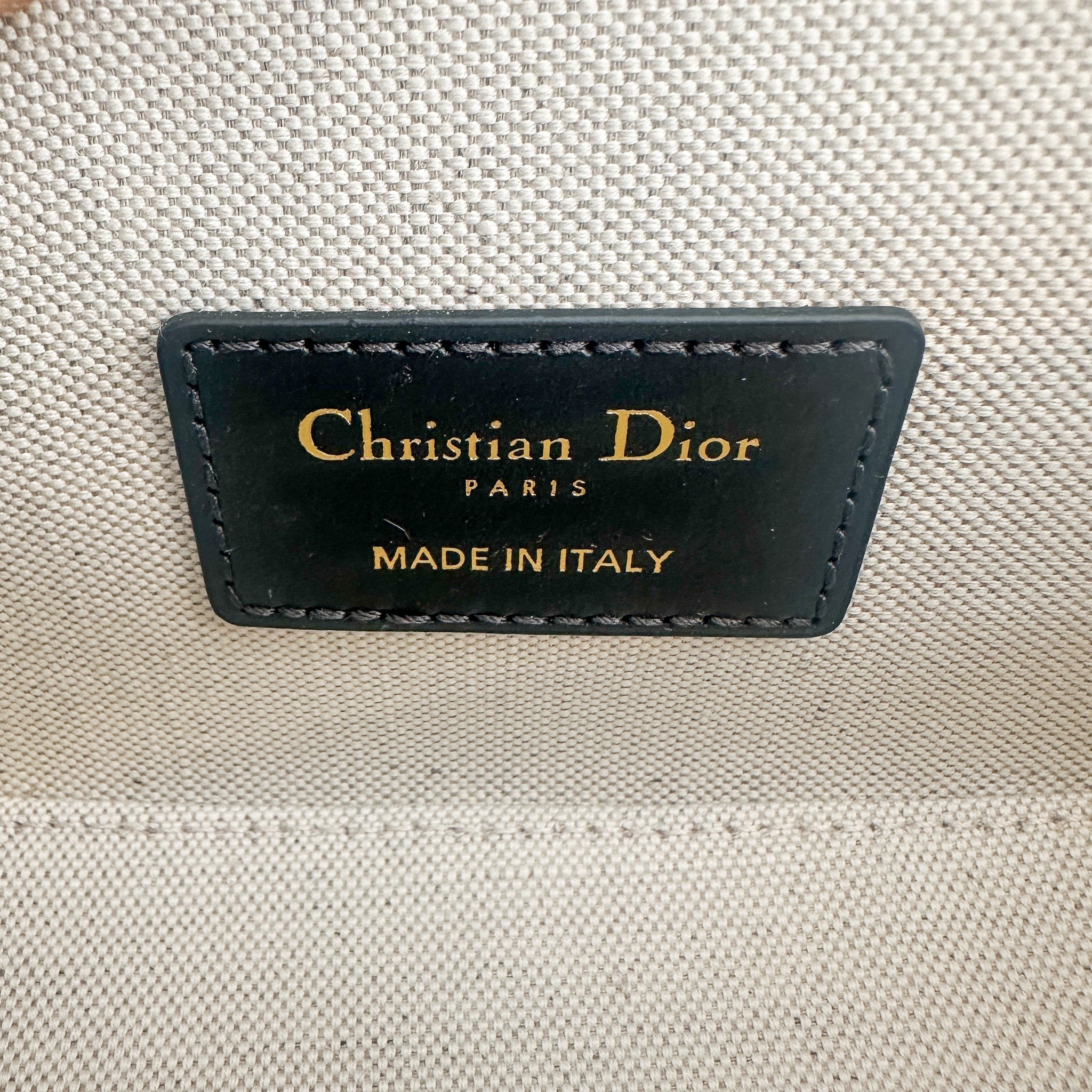 Dior Small 30 Montaigne Avenue Top Handle Bag RRP £3,050 | Authentic Preloved