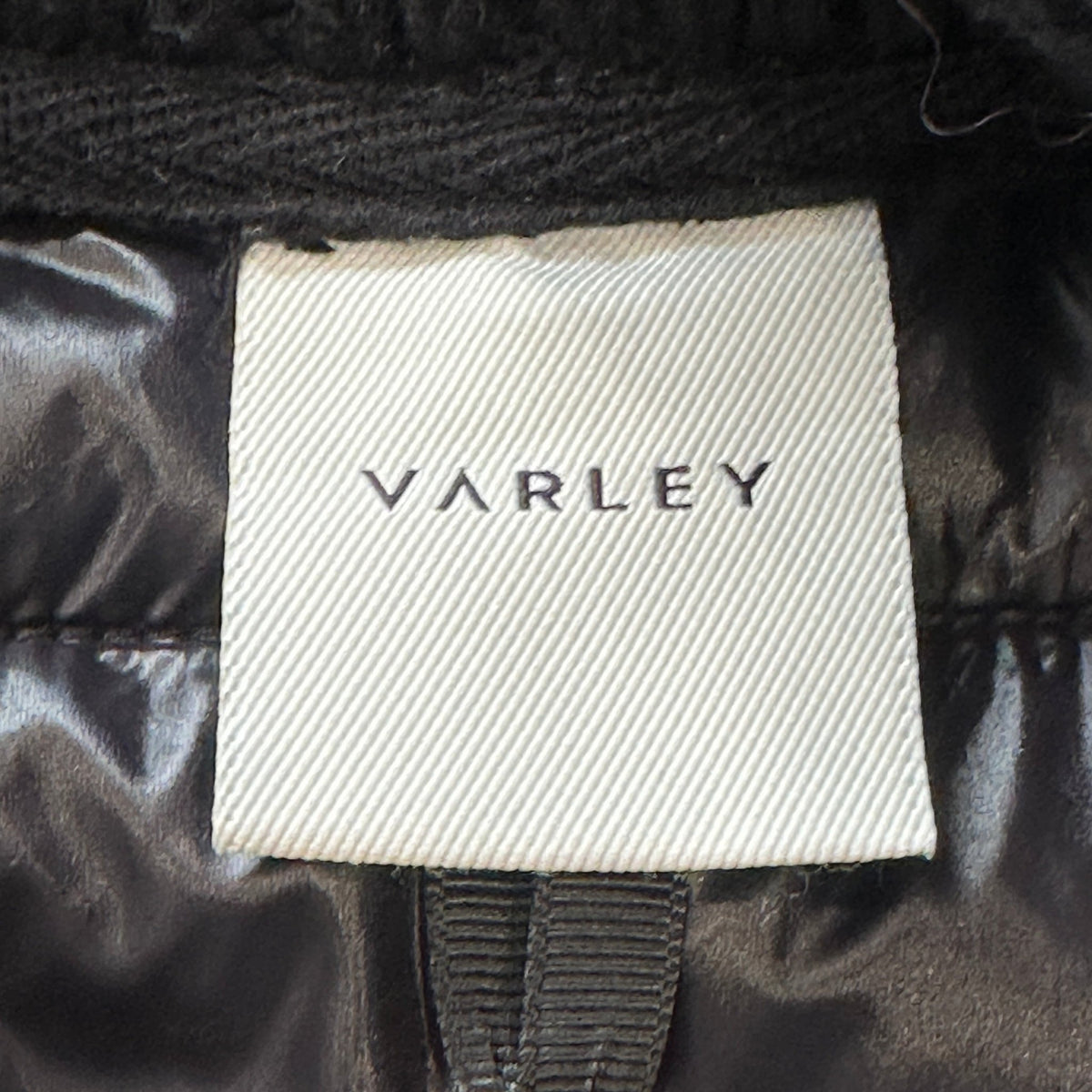 NEW Black Varley Puffer Jacket with Chunky Ribbed Knit Collar (RRP £399) | Authentic Preloved - Reloved Again
