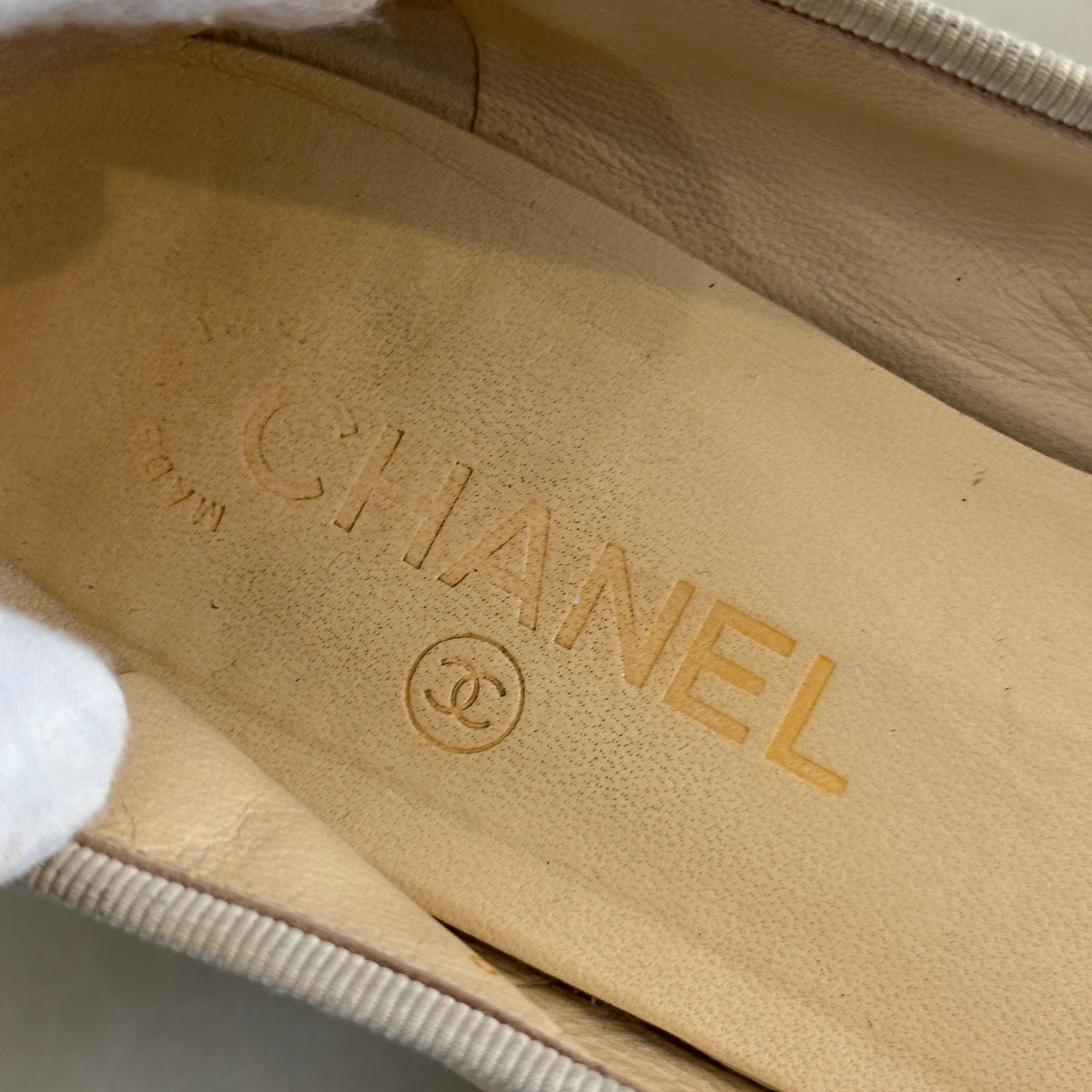 Chanel Ballet Flats in Beige and Black (RRP £810) | Authentic Preloved