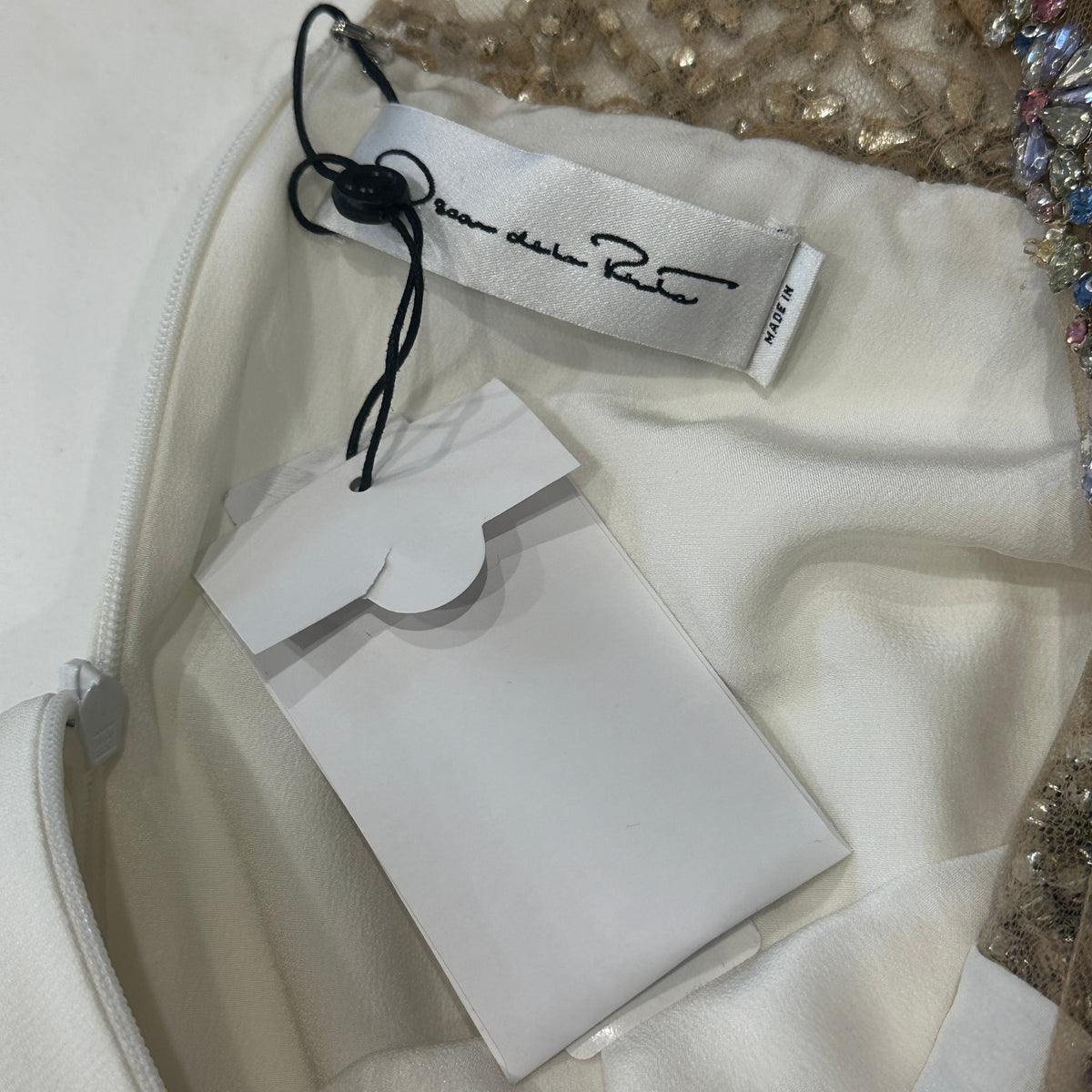 NEW Oscar de la Renta Cream Evening Gown | Authentic Preloved