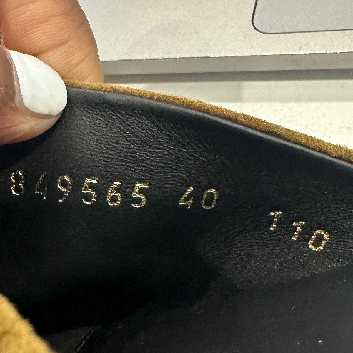 Gucci Jordan Soft Loafer in Dark Brown Suede (RRP £725) | Authentic Preloved