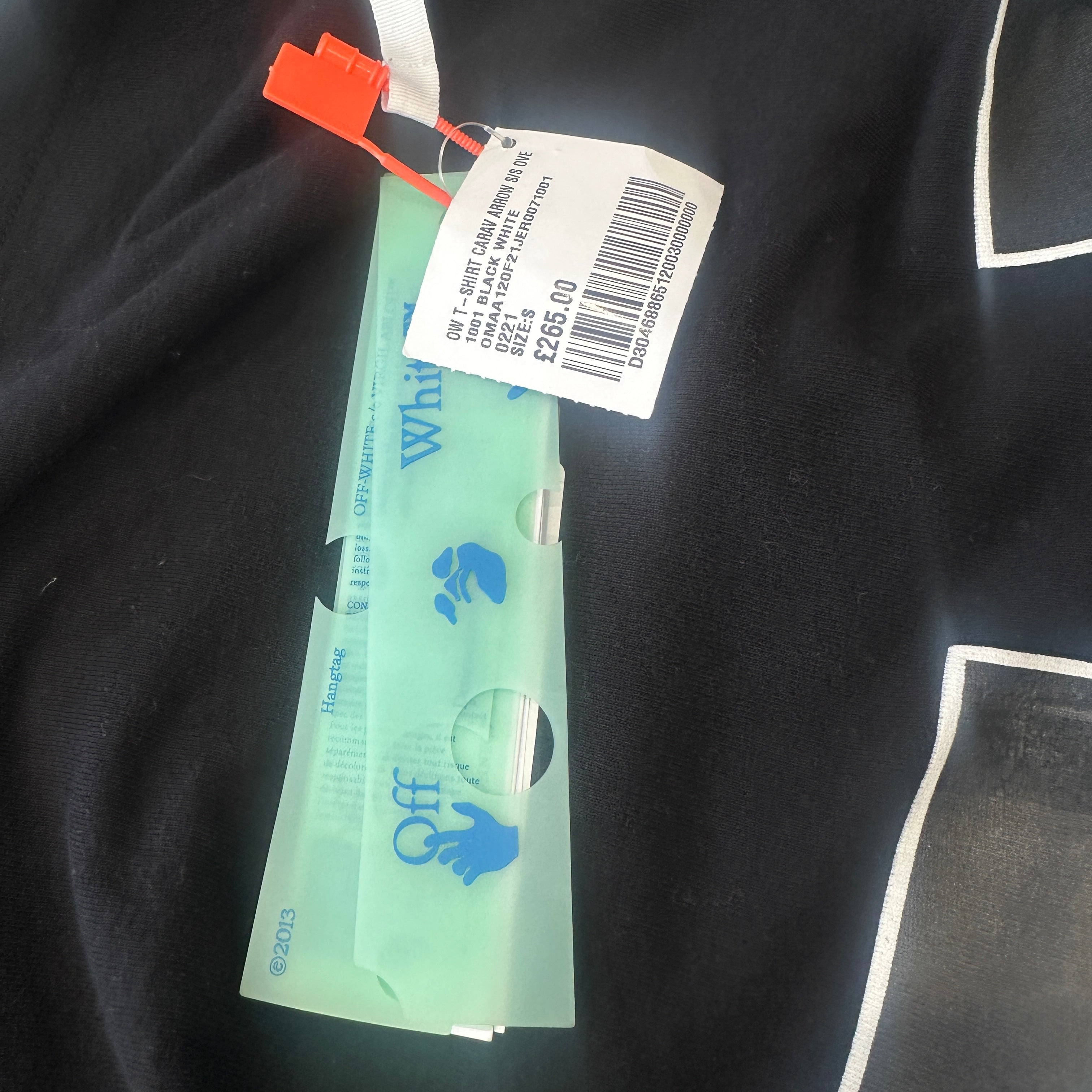 NEW Off-White Black Caravaggio White Arrow T-Shirt (RRP £265) | Authentic Preloved