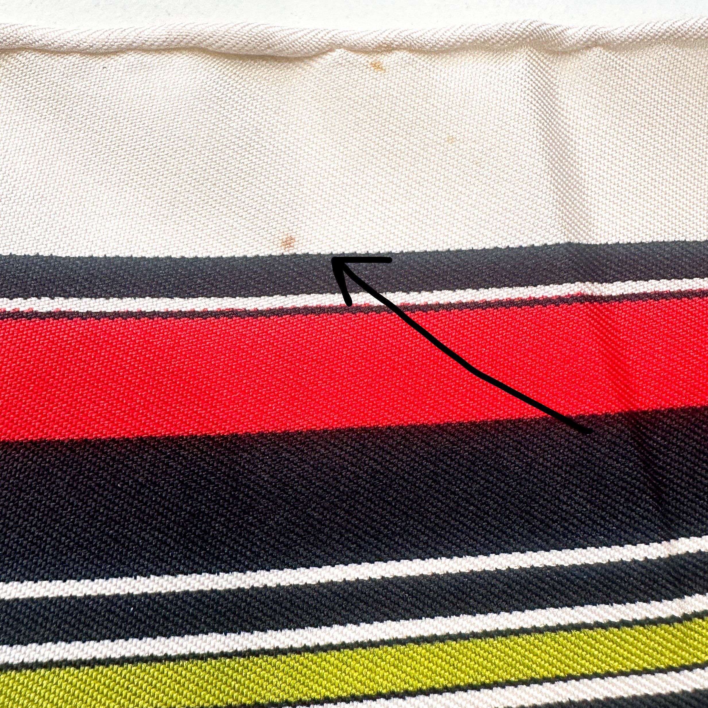 Hermès Couvertures et Tenues de Jour Carré 90 Silk Scarf (RRP £520) | Authentic Preloved FINAL SALE