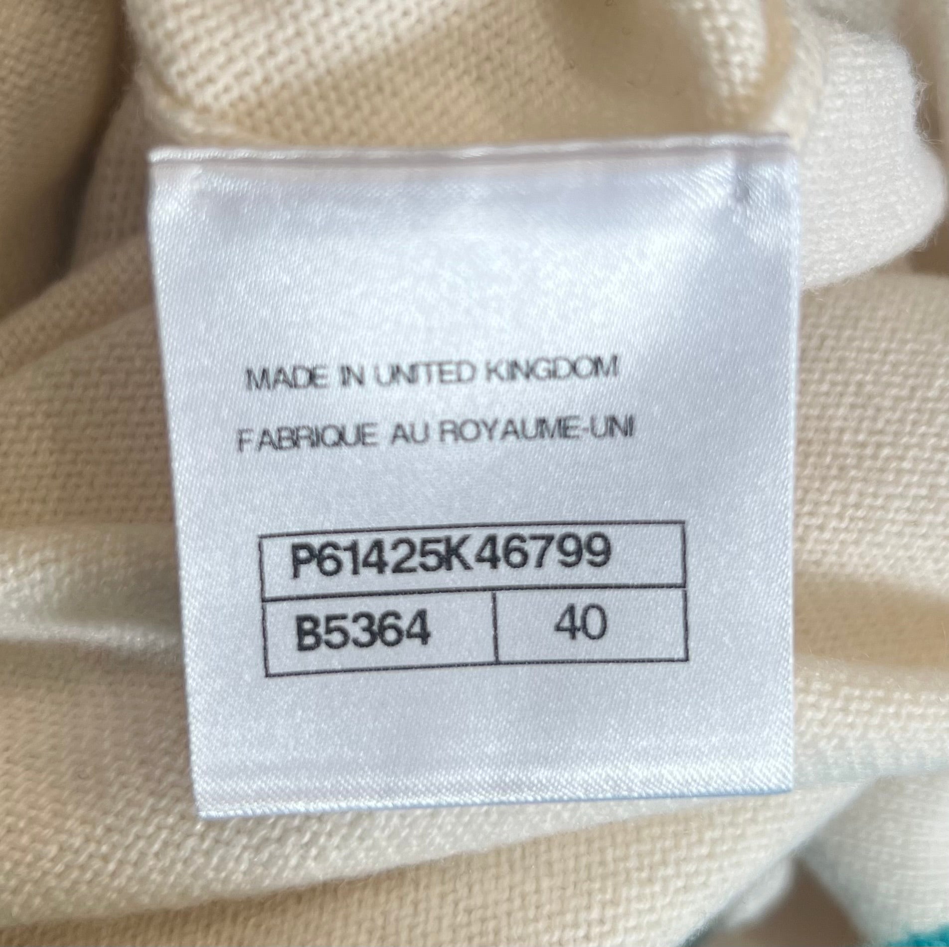 Chanel Cruise White and Blue Cashmere Sweater RRP £1500 | Authentic Preloved