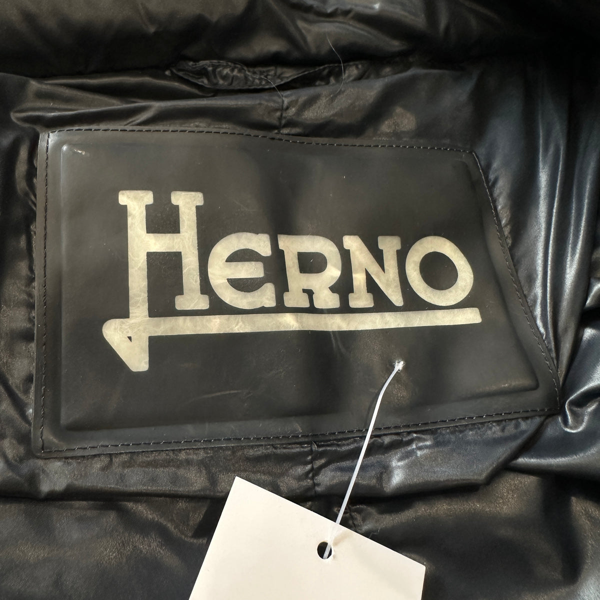 Herno Navy Blue Nylon Ultralight Down Jacket (RRP £595) | Authentic Preloved