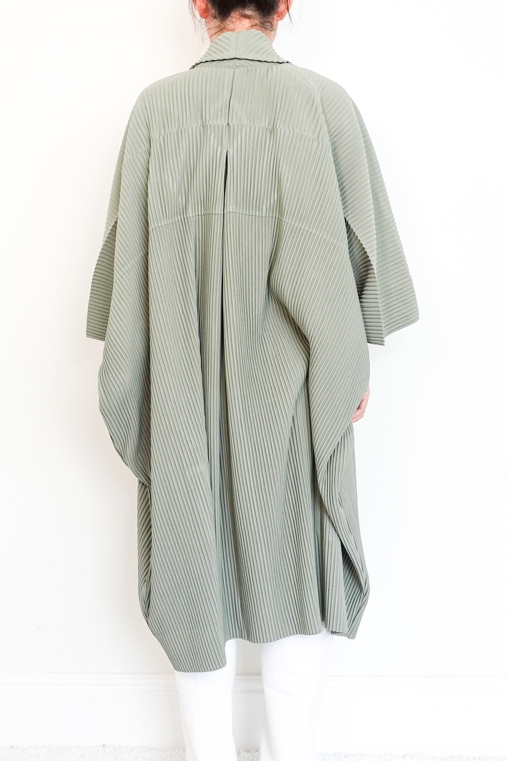 Issey-Miyake-Sage-Green-Pleated-Coat-back-picture