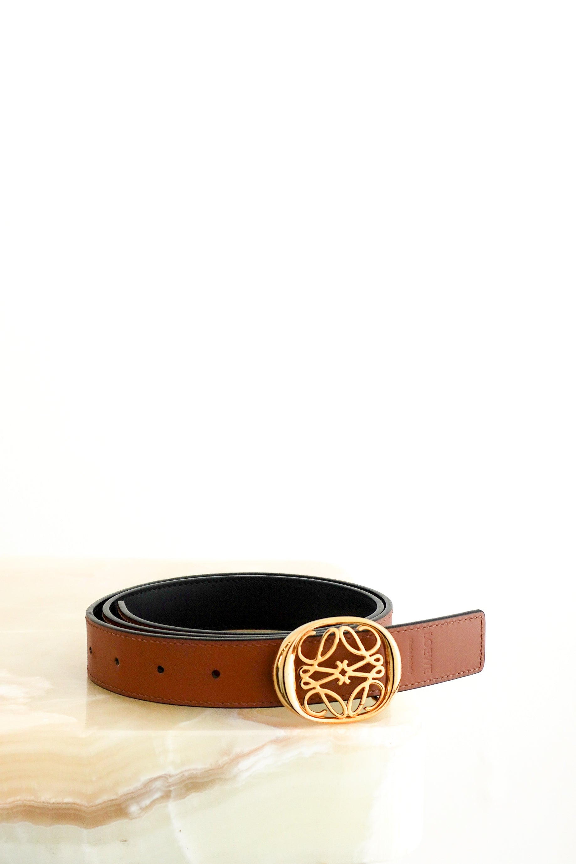 Loewe Ellipse Reversible Leather Anagram Gold Buckle Belt front photo chelsea london