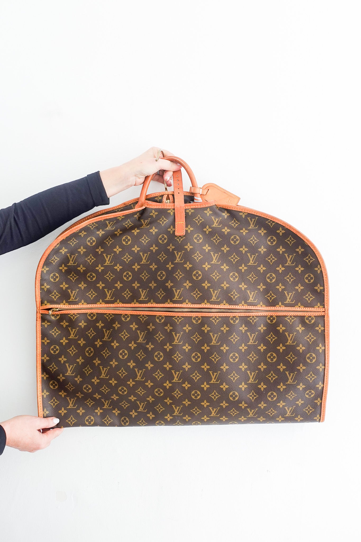 Louis Vuitton Leather Suit Carrier – Luxury Travel Garment Bag | Authentic Preloved | RRP £3,000