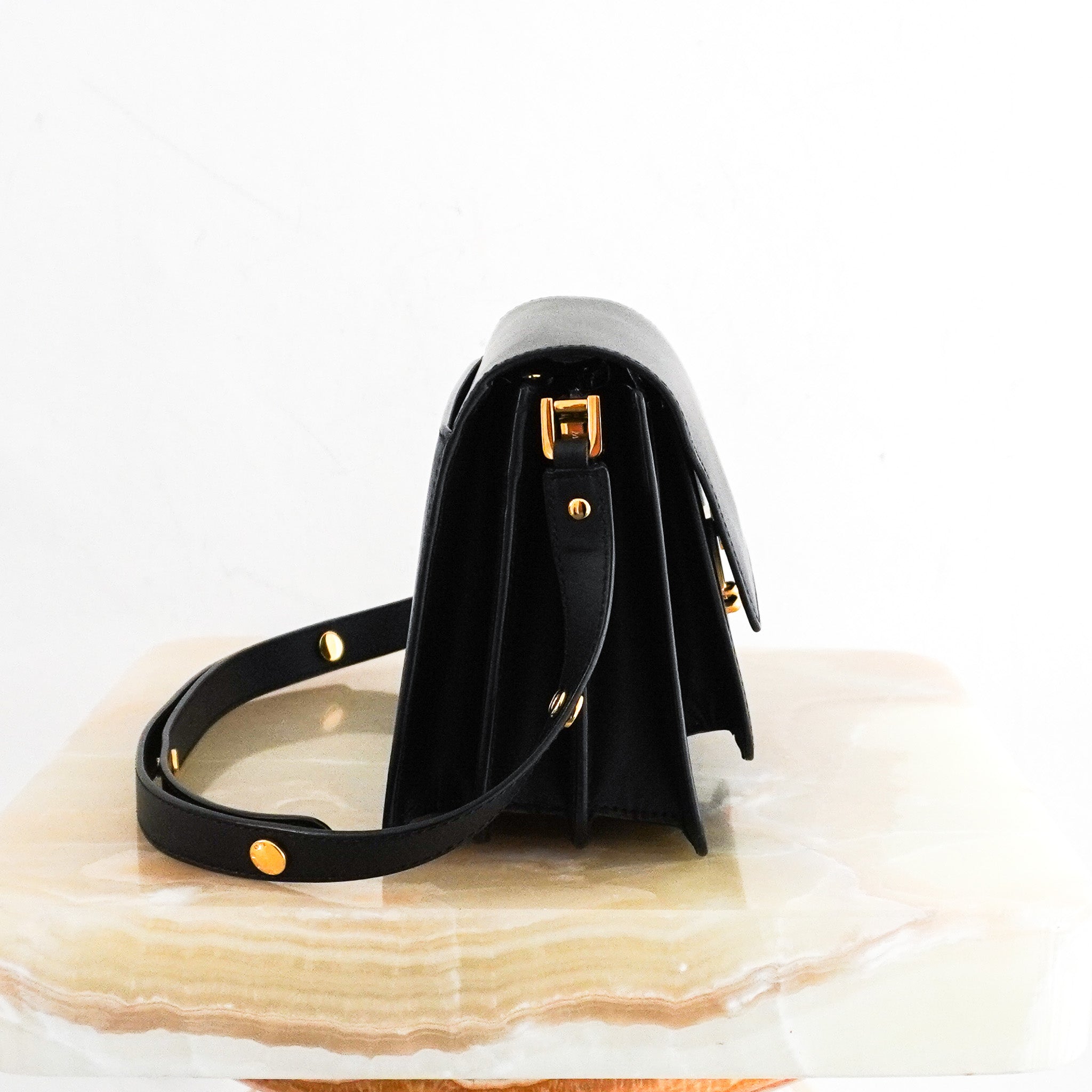 Marni-Noos-Trunk-Shoulder-Bag-in-Black-side-picture