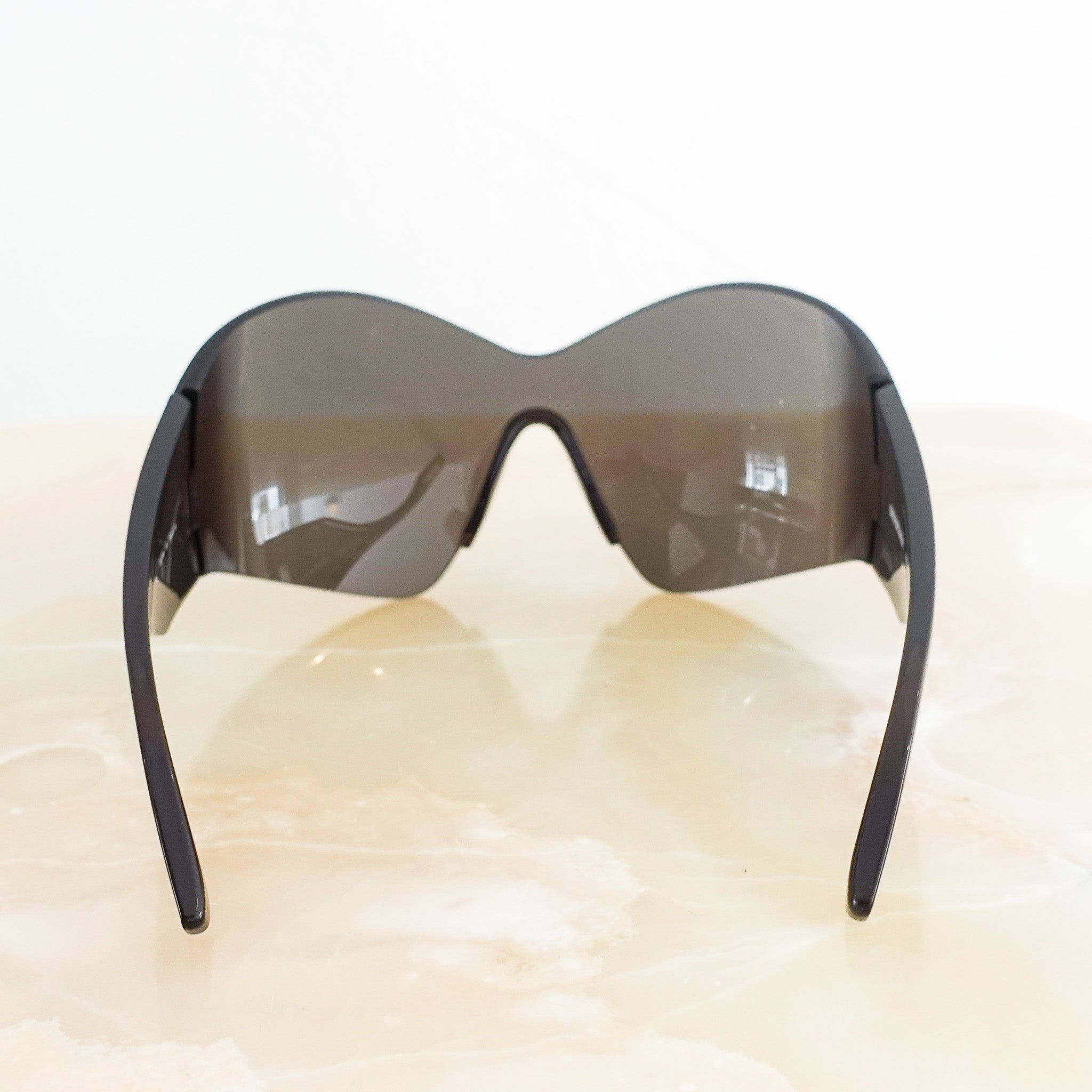 NEW-Balenciaga-black-oversized-frame-sunglasses-RRP-£420-back-photo
