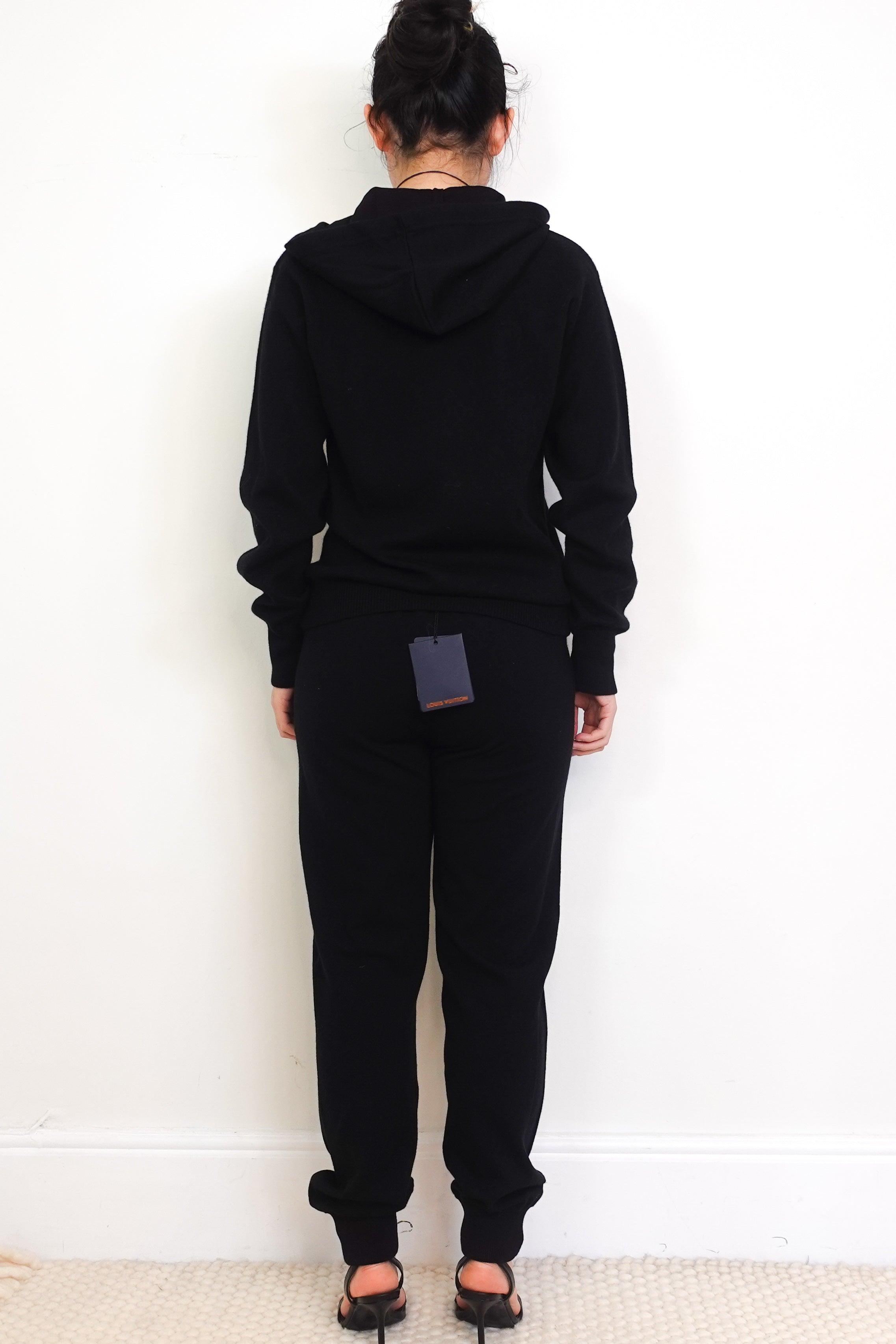 NEW-Louis-Vuitton-Black-Travel-Kit-Sweatsuit-back-picture-Chelsea-London