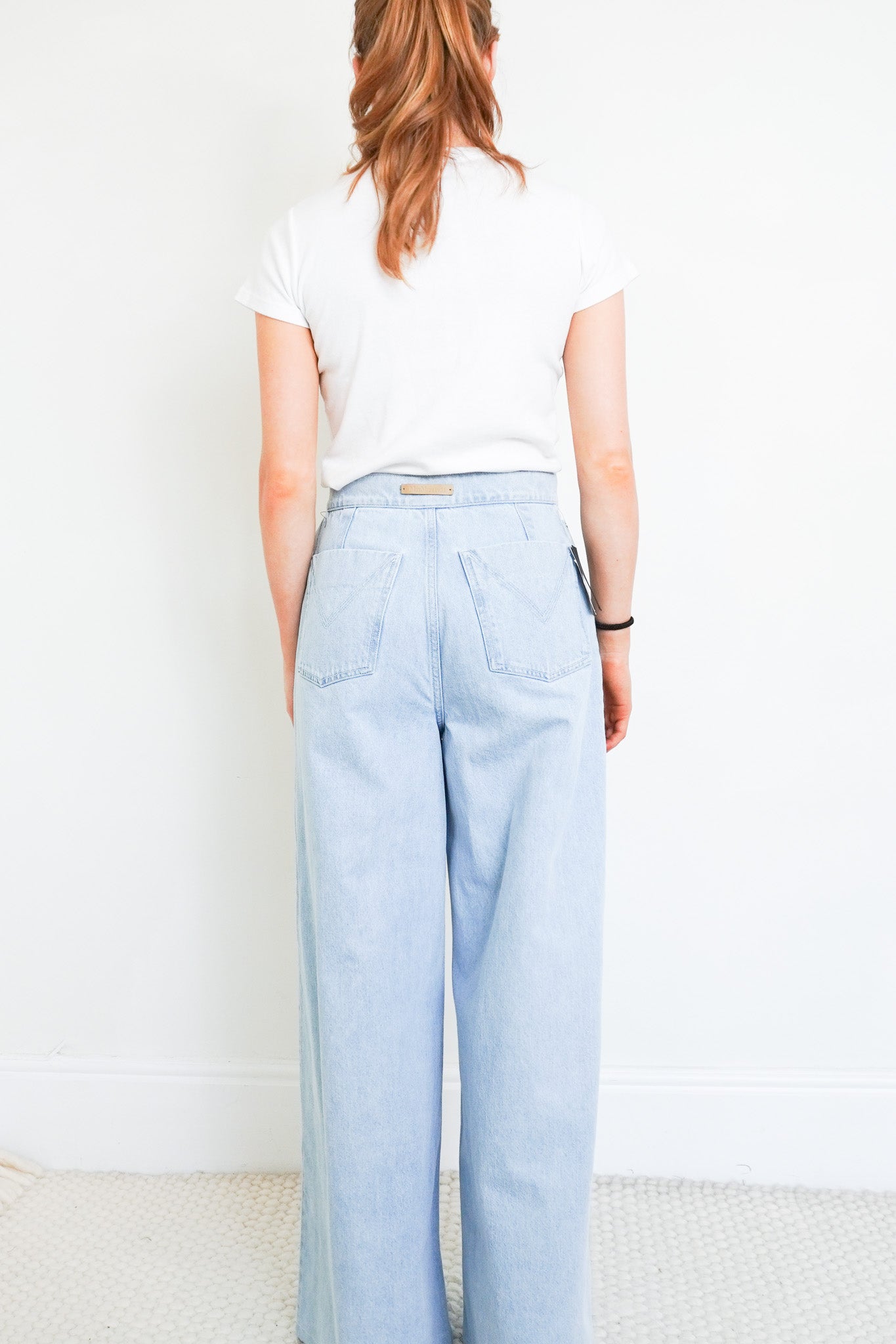 NEW-Max-Mara-Blue-Denim-Jeans-Back-Picture