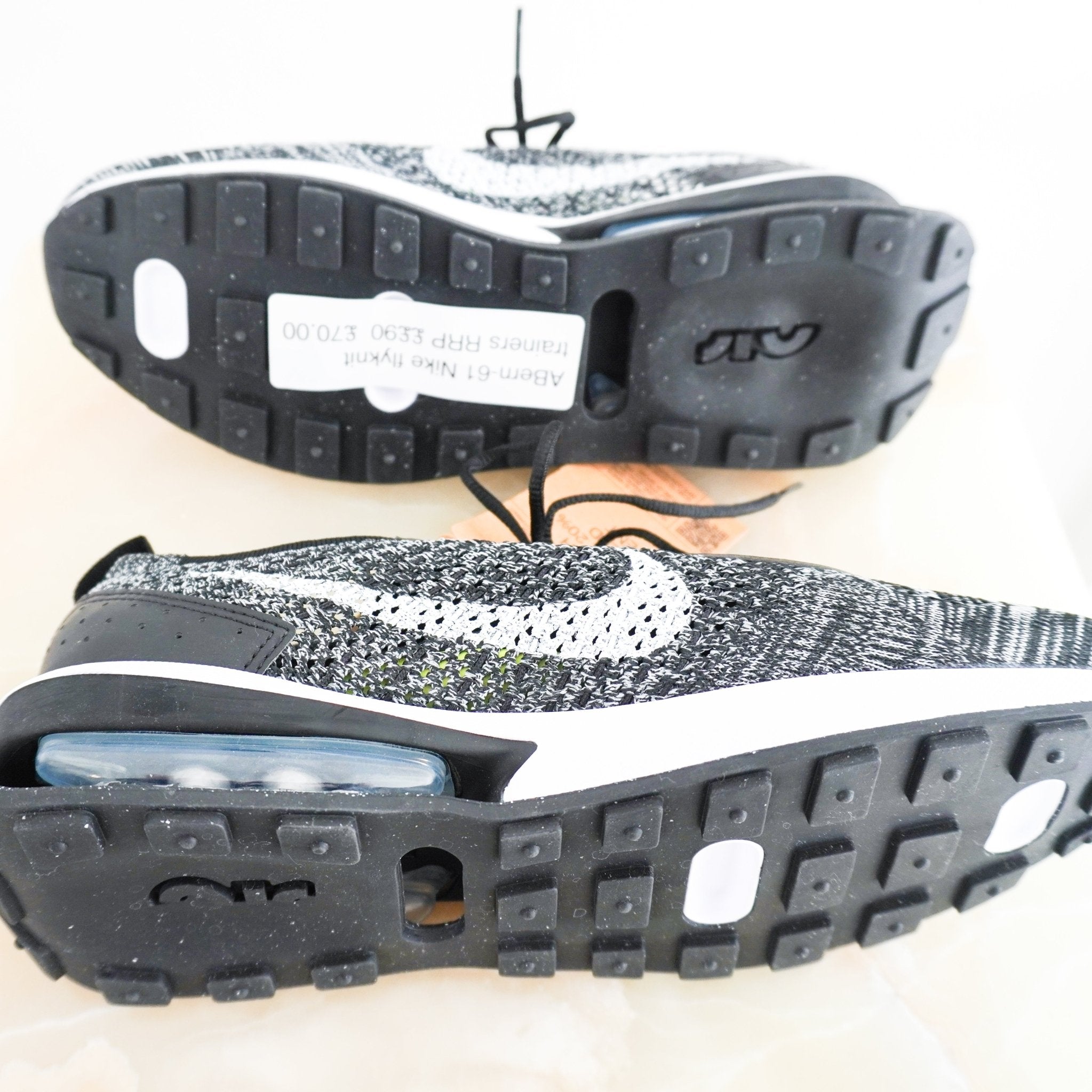 NEW Nike Black Flyknit Trainers RRP £90 | Authentic Preloved - Reloved Again