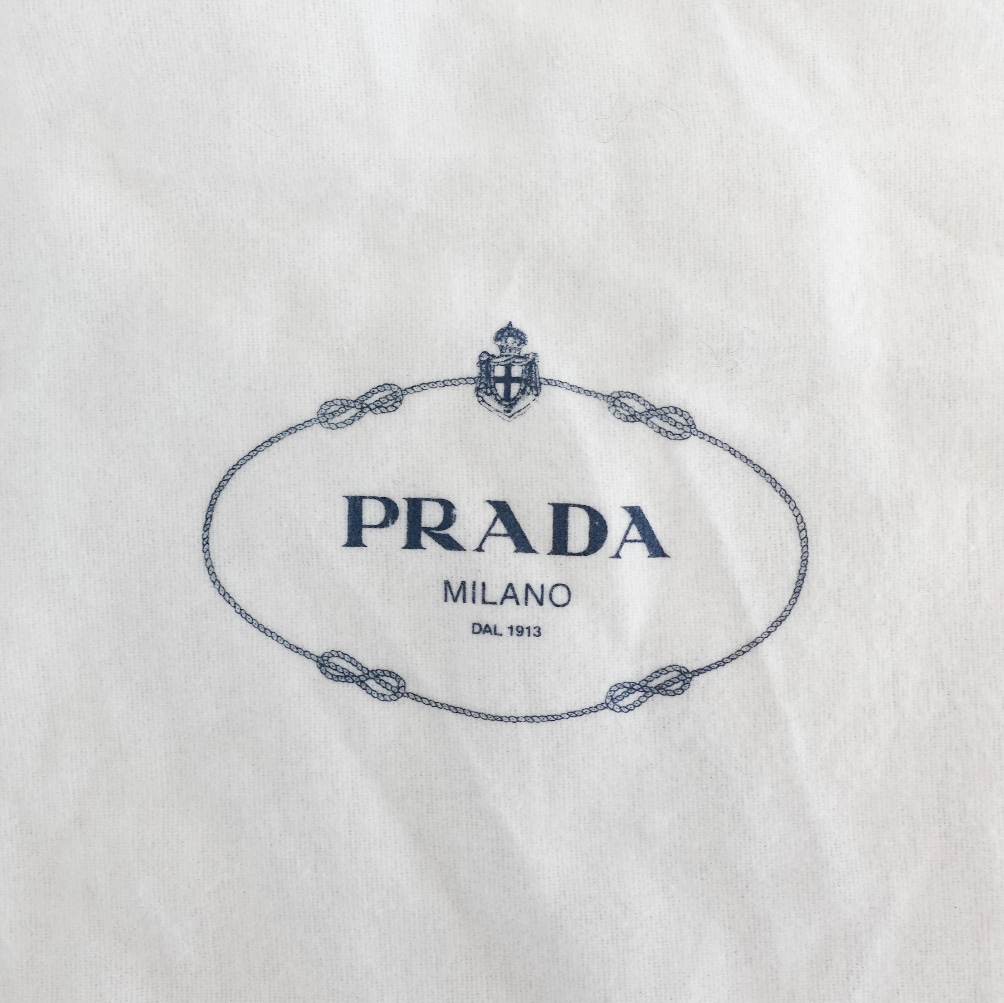 NEW-Prada-black-Cahier-Medium-Box-Bag-dustbag-picture