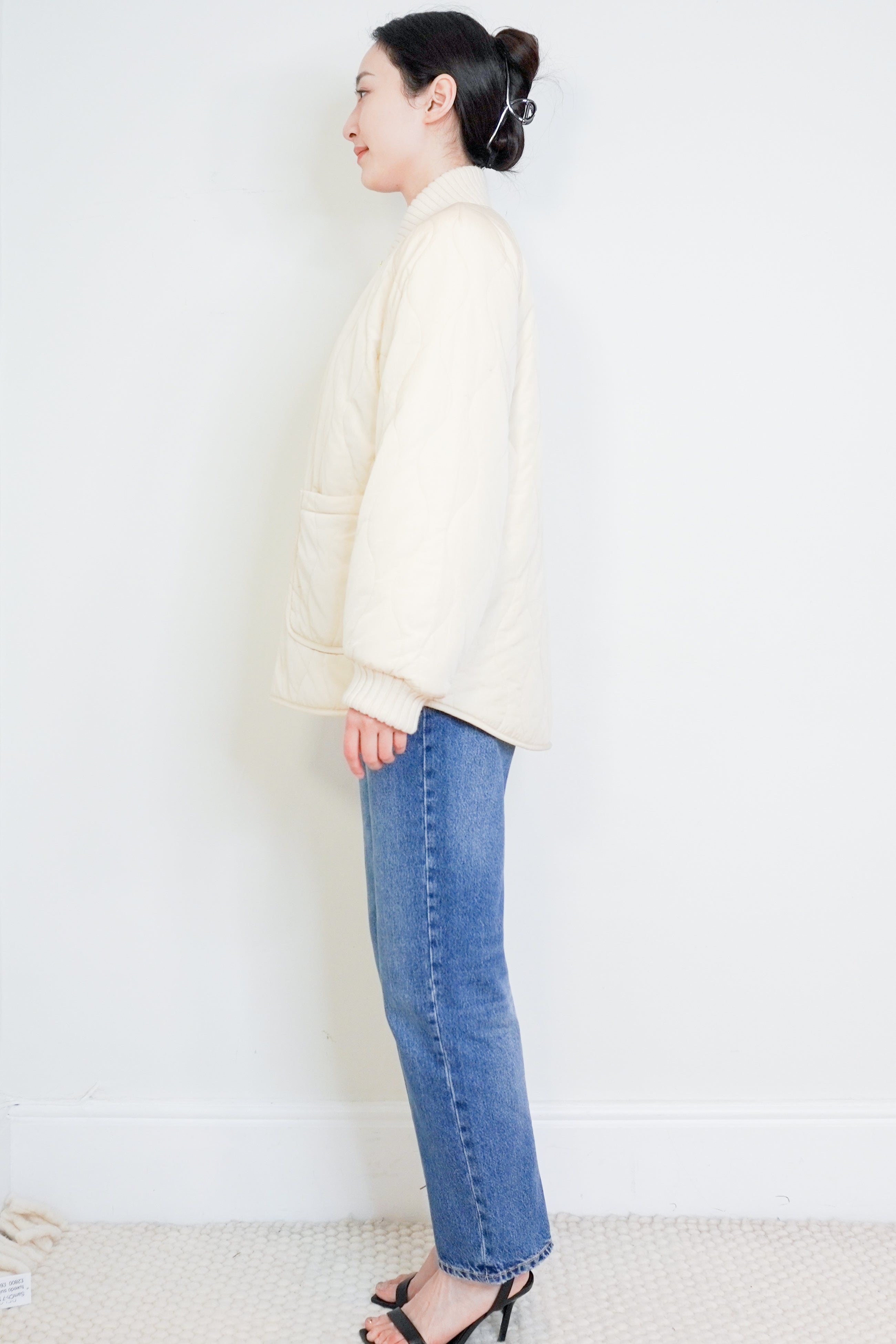 NEW-Varley-Cream-Serina-Reversible-Quilt-Jacket-side-picture-Chelsea-London