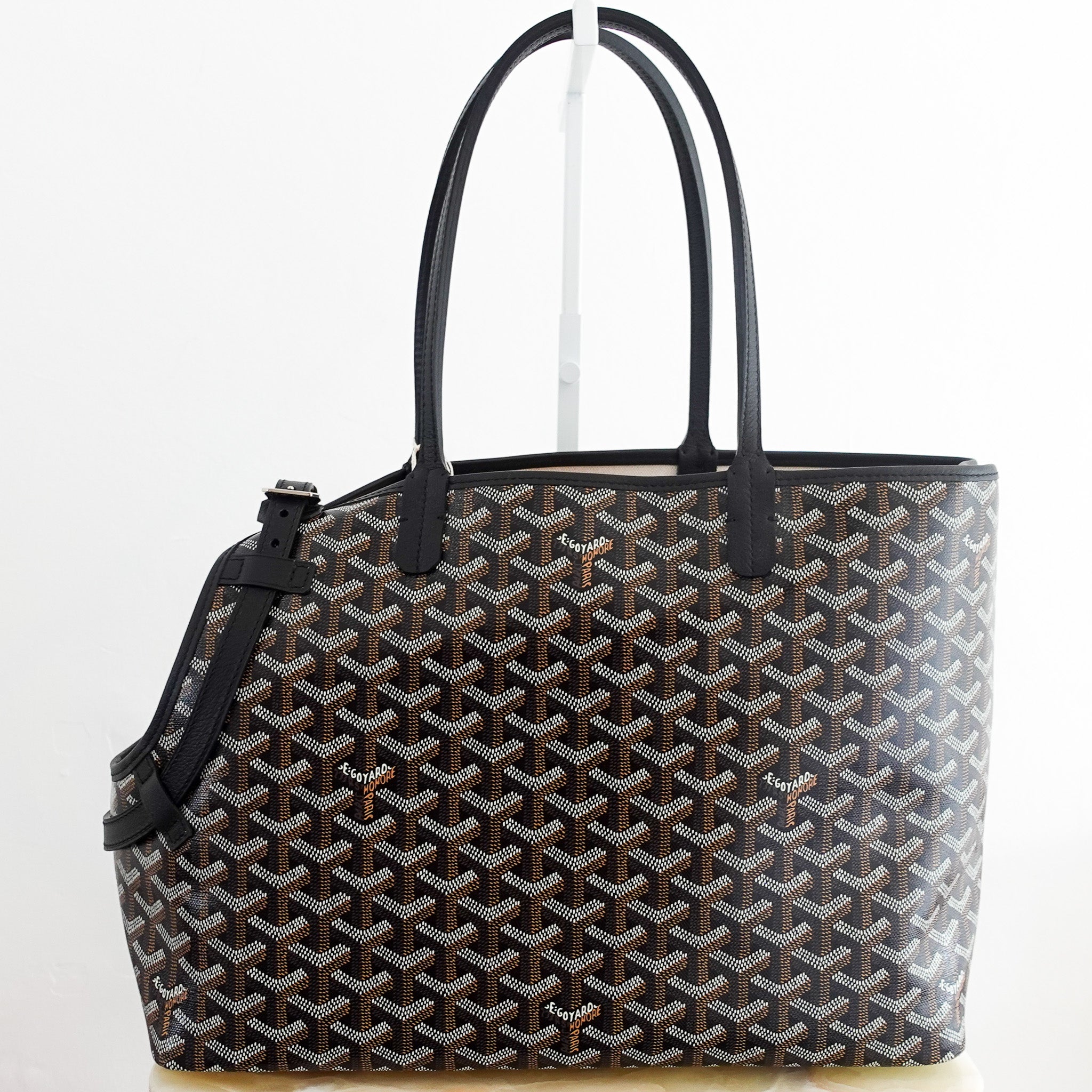 NEW‑Goyard‑Chien‑Gris‑Tote‑Bag‑Black‑front‑photo